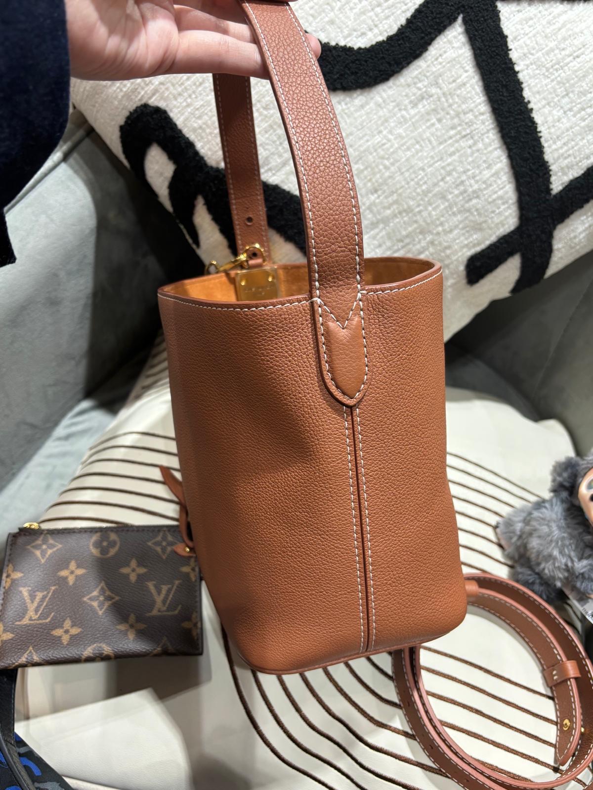 LV Low KeyAll In BB bucket Bag 100%Authentic, 98%New ✅Coin Purse ✅Dust bag
