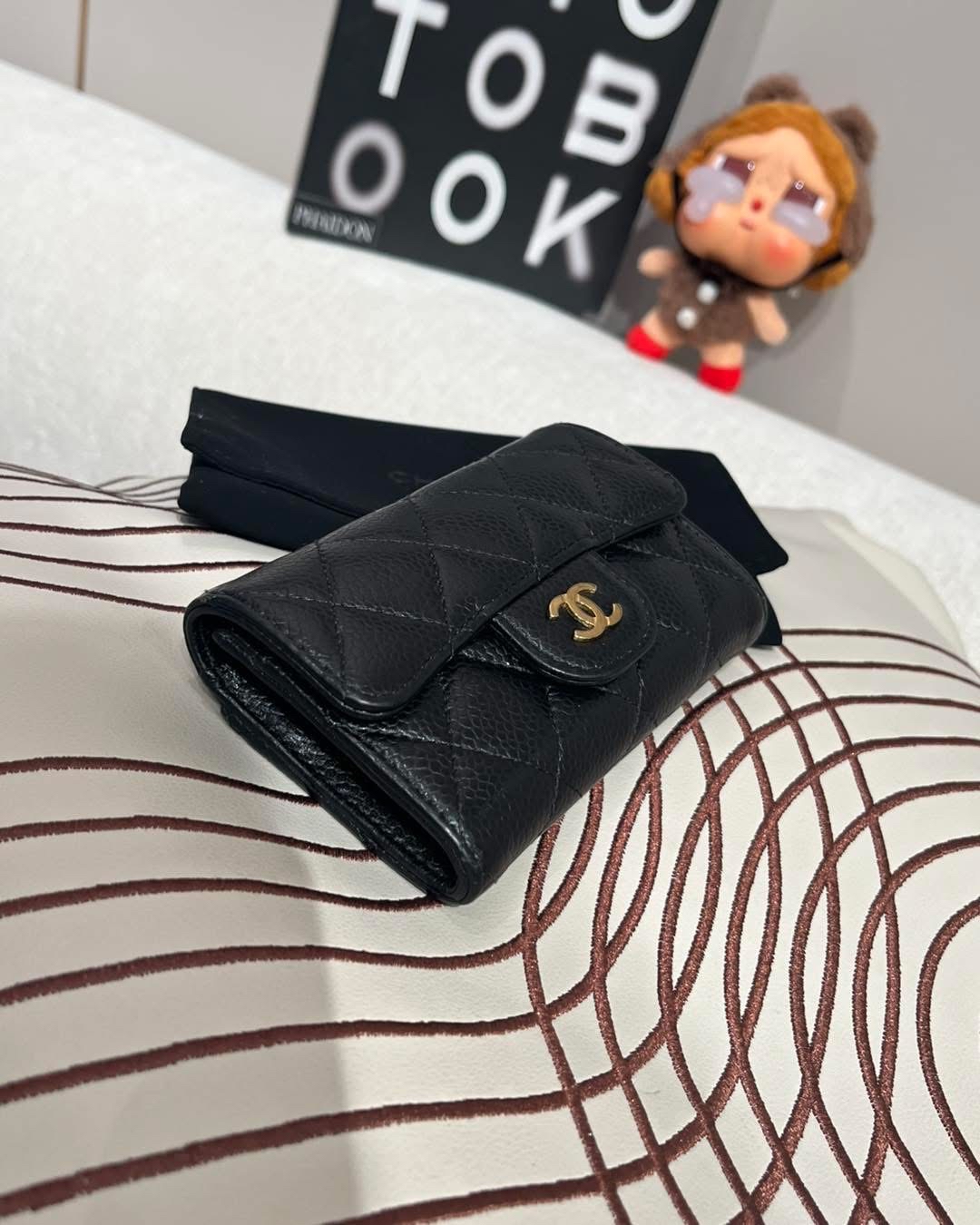 Chanel card holder 黑色魚子醬牛皮 100%authentic,95%new ✅ 新晶貼✅dust bag 