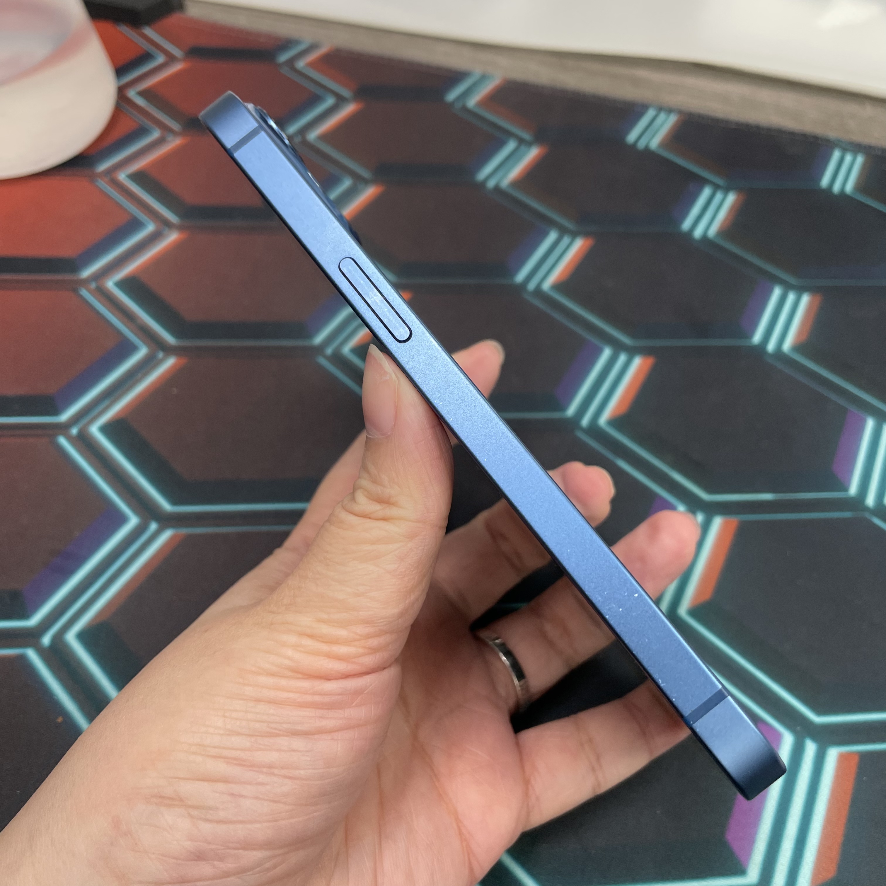 *7970 13 勁靚機 256GB 電72 藍色 blue