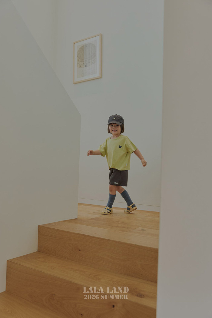 🇰🇷Lalaland kids tee