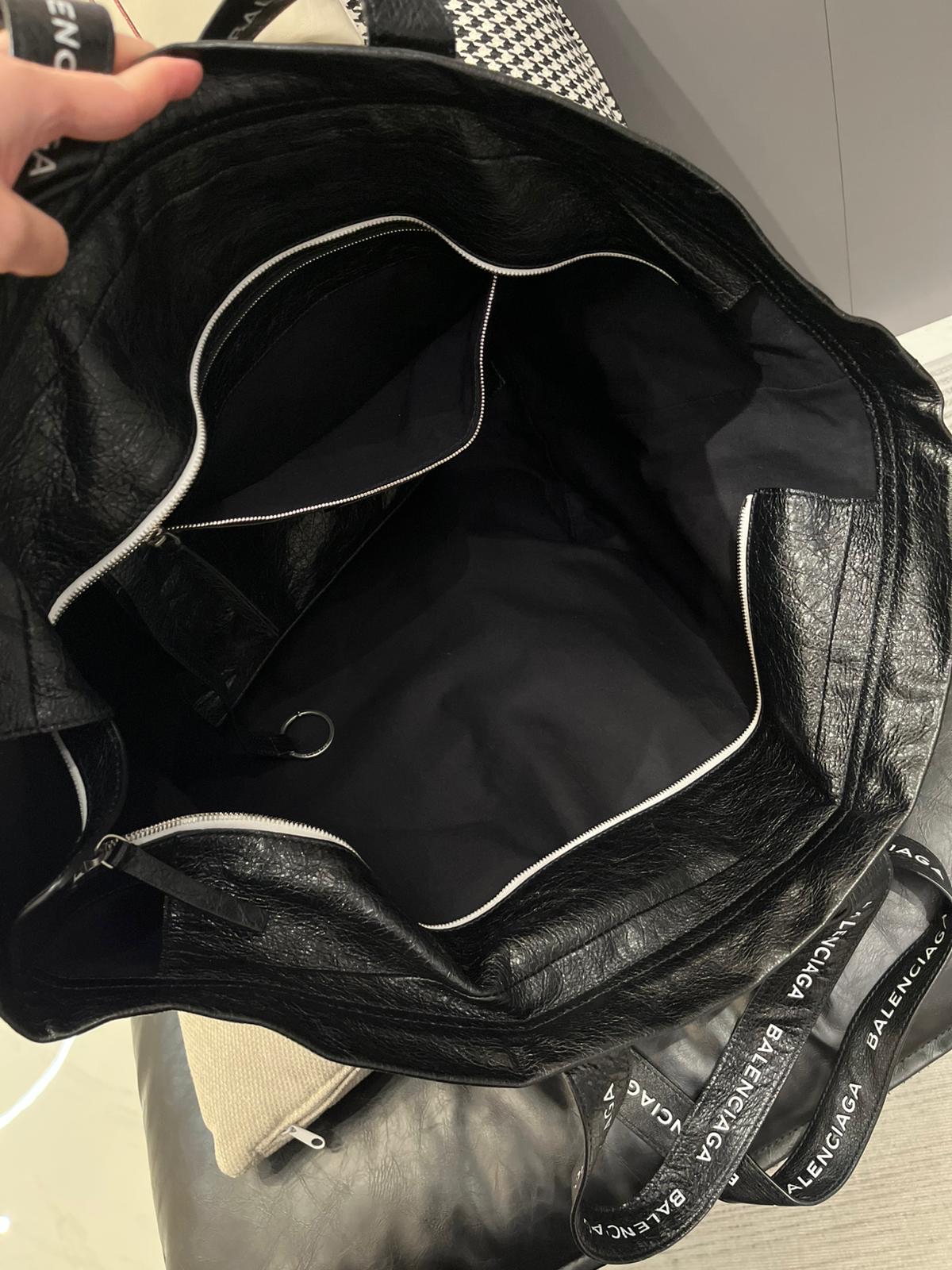Balenciaga carry shopper Tote Bag 黑色小牛 W44cm x D24cm x H37cm  100%Authentic,95%New