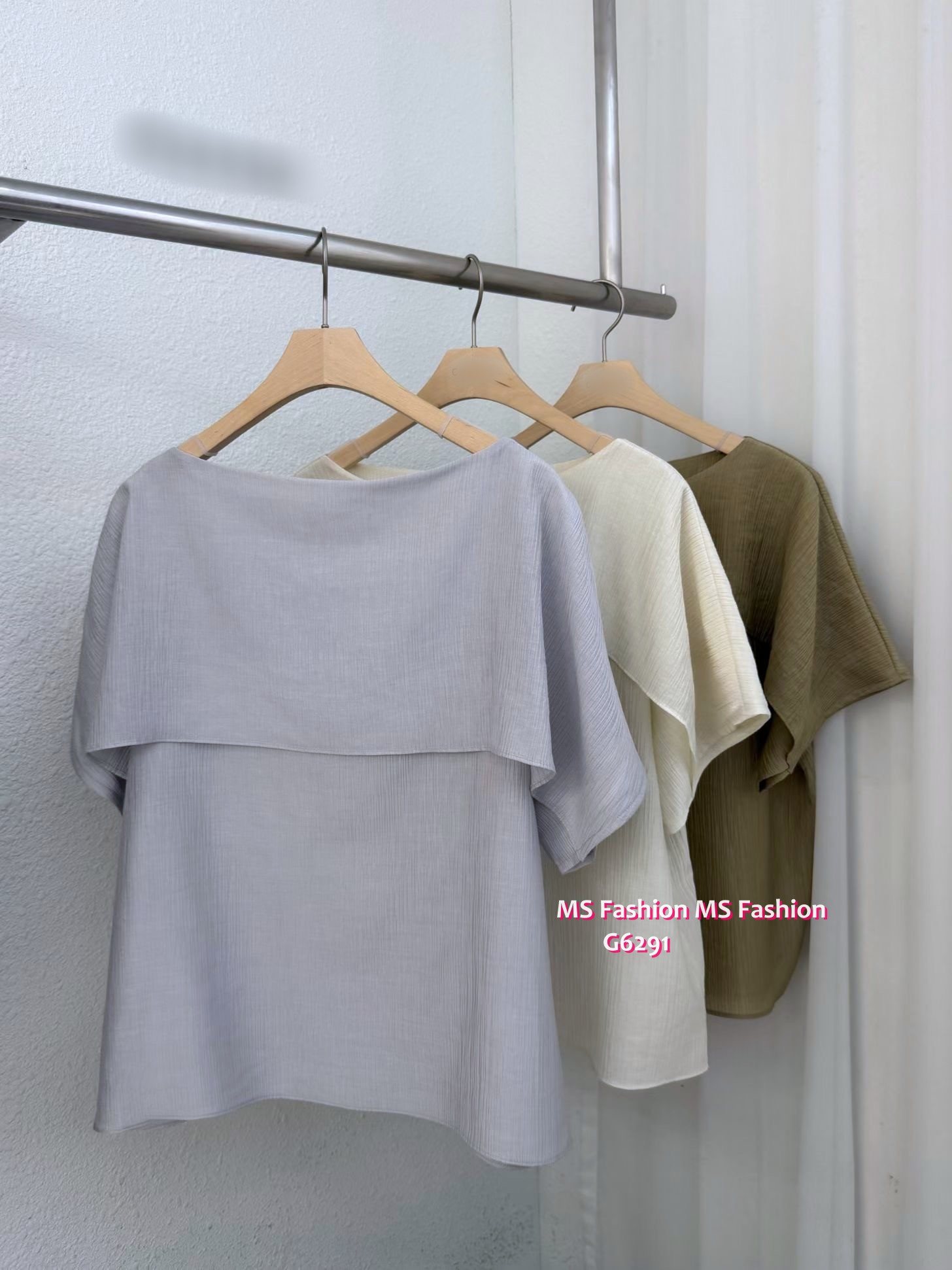 G6291 韓國🇰🇷暗紋淨色ruffle top