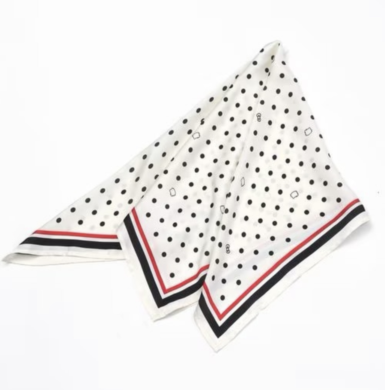 🎌日本直送🎌 Hello Kitty 限定絲巾