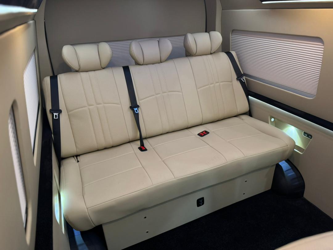 HIACE 3 PAX SOFA SEAT / UNI-ST-6011-XTD