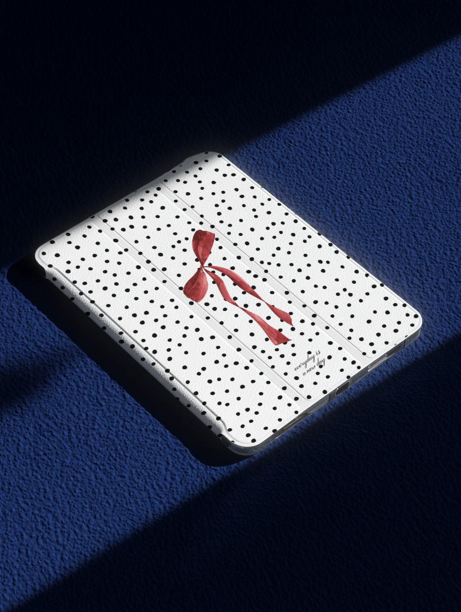 【Rosé Parisien Bow with Dots】透明磨砂書本式 iPad Case