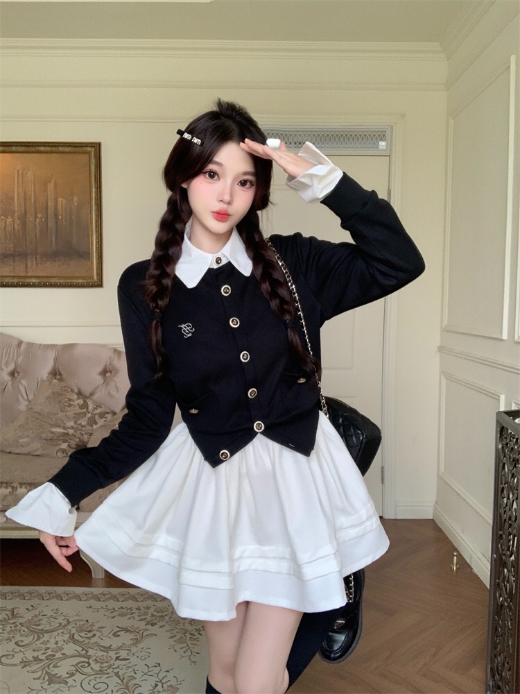B186(19015) 韩系高级感学院风拼接白翻领与袖边黑上衣与白A字短裙套装