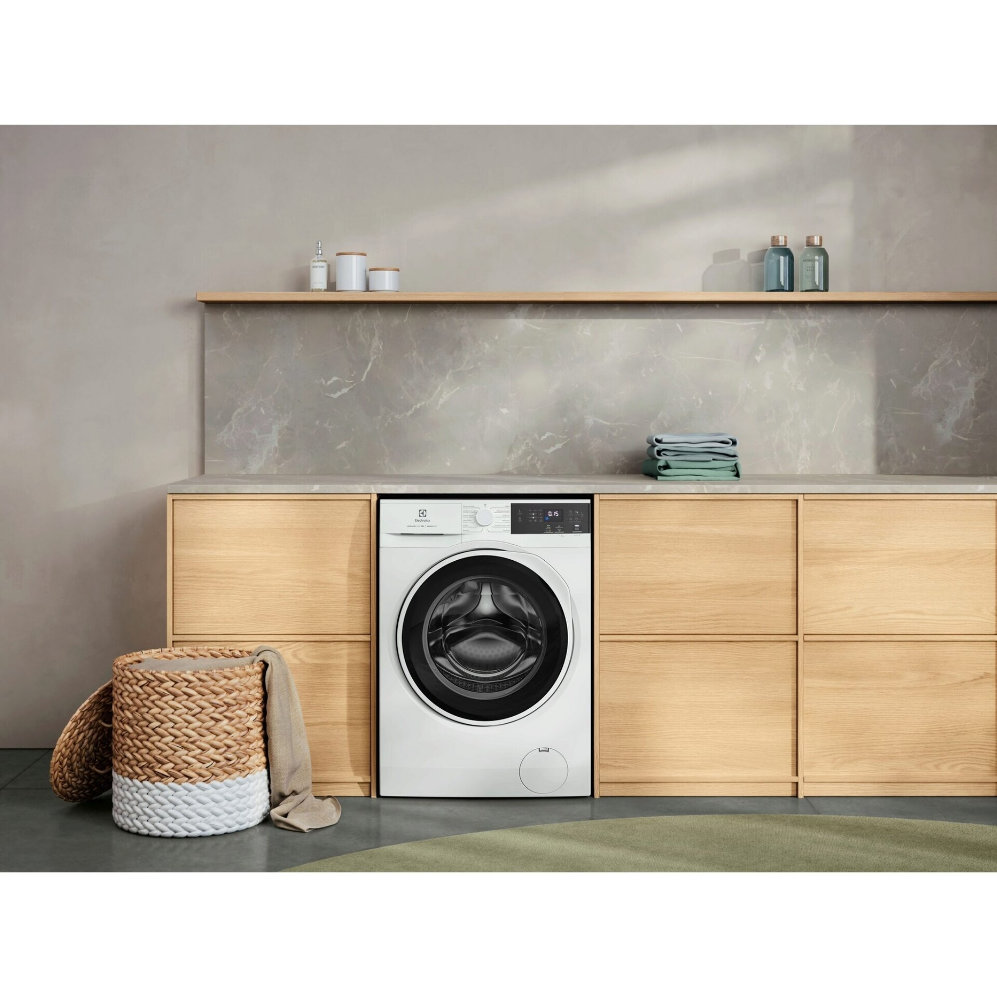 Electrolux 8kg/5kg UltimateCare 300 Front Load Washer Dryer (EWW8024P3WC)