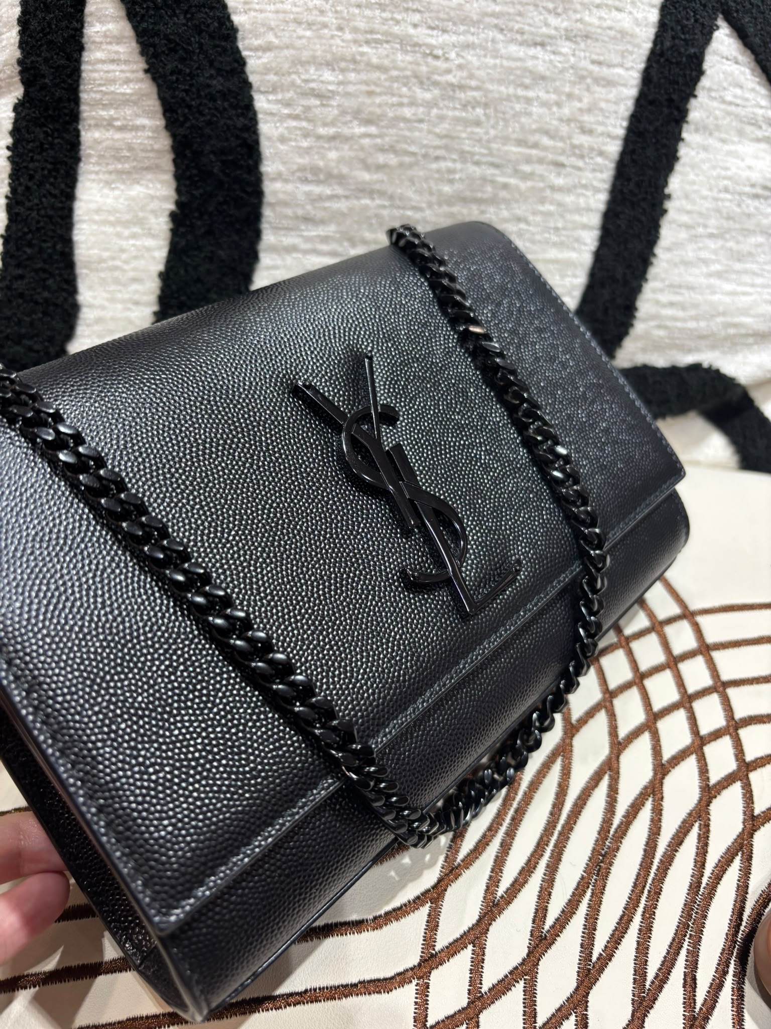 YSL Kate small  Black Caviar flap so black 20cm YSL FLAP 100%Authentic, 99%new  ✅Certificate ✅dust bag 