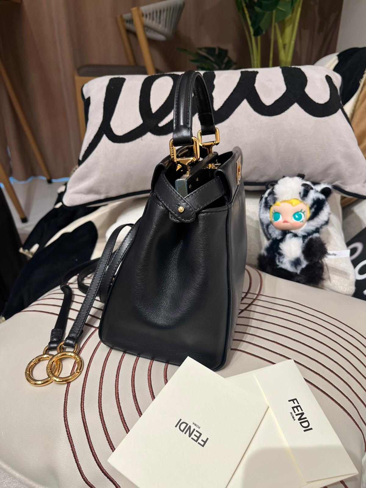 FENDI MINI PEEKABOO BLACK CALFSKIN 2WAY BAG 8BN244 100%Authentic,95%new ✅booklet tap card✅dust bag  