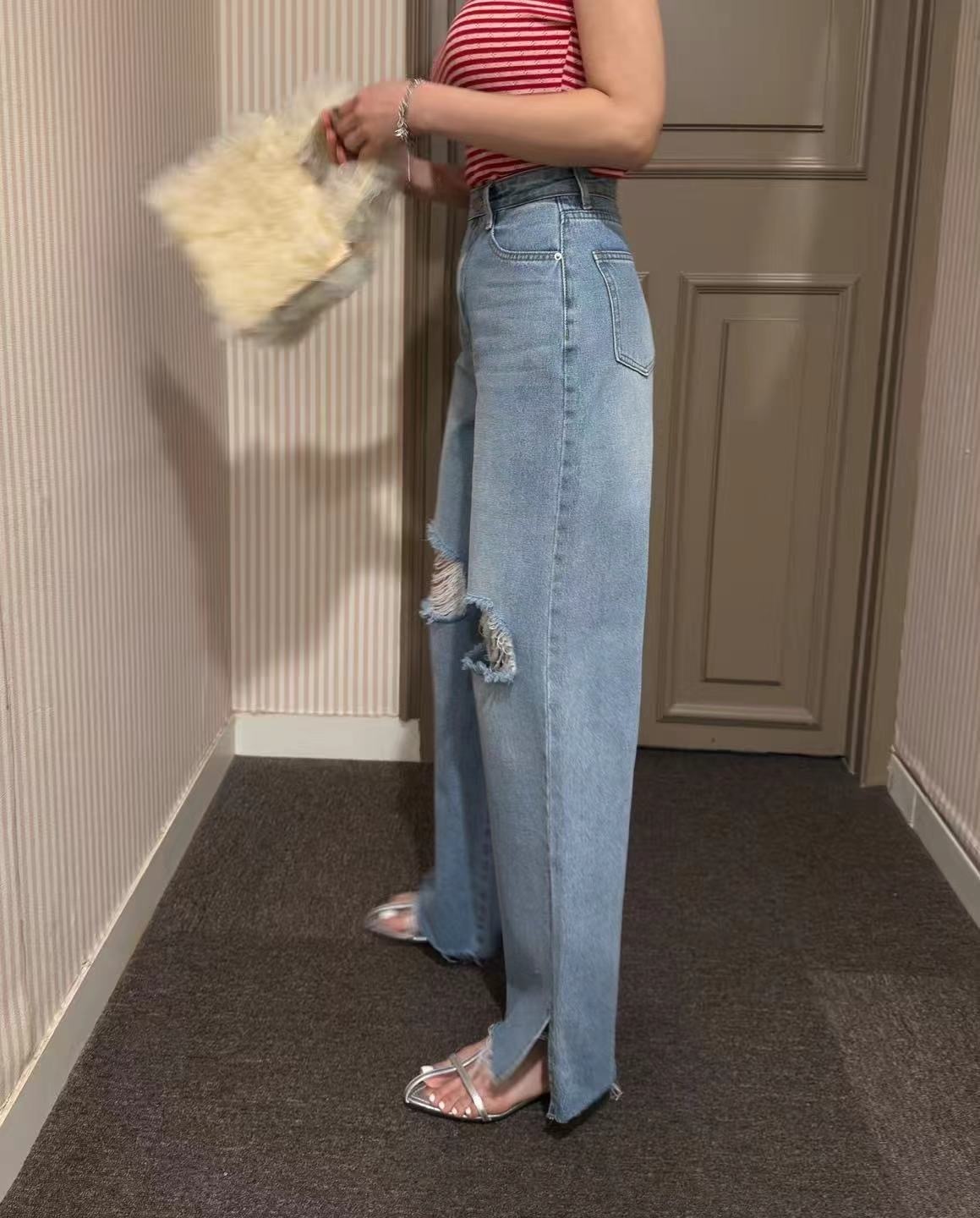 ♥︎ Premium - Denver Casual Friday Ripped Jeans