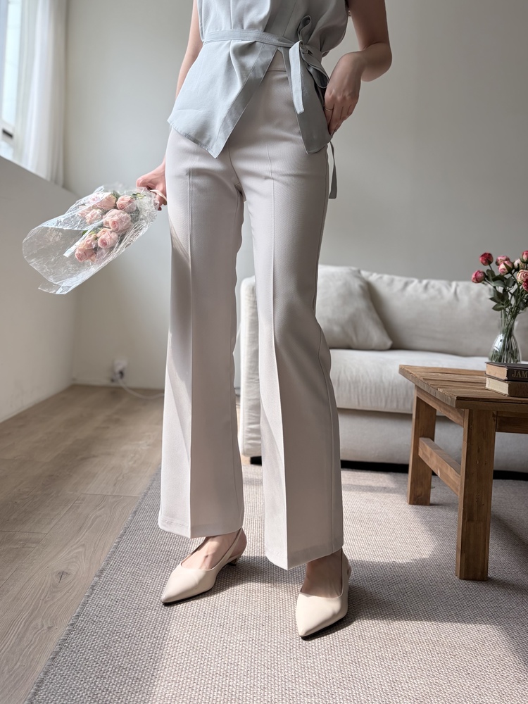 Classique Tailored Pants (Light Beige)