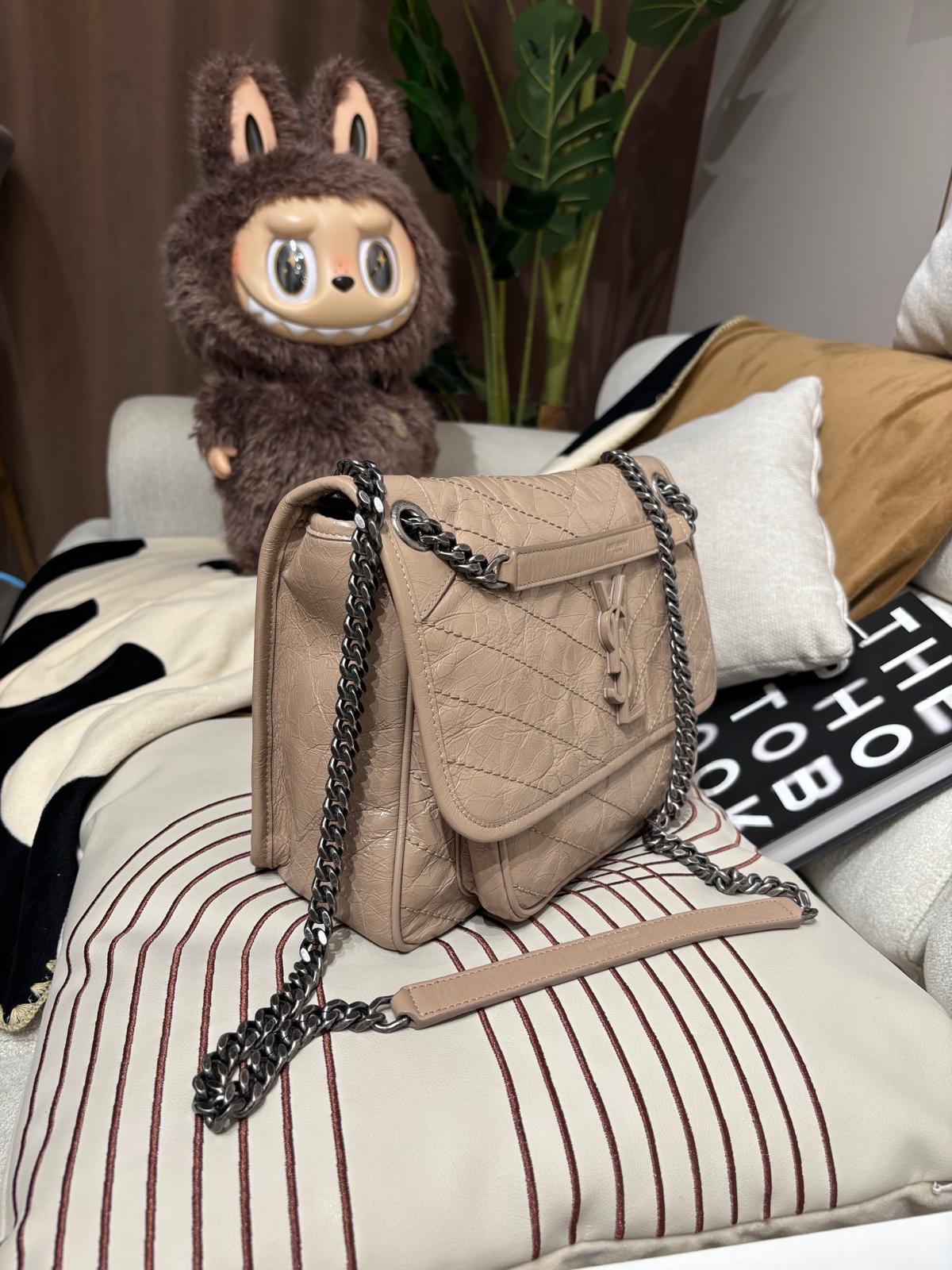  YSL Saint Laurent Niki medium 100%Authentic, 98%new✅dust bag
