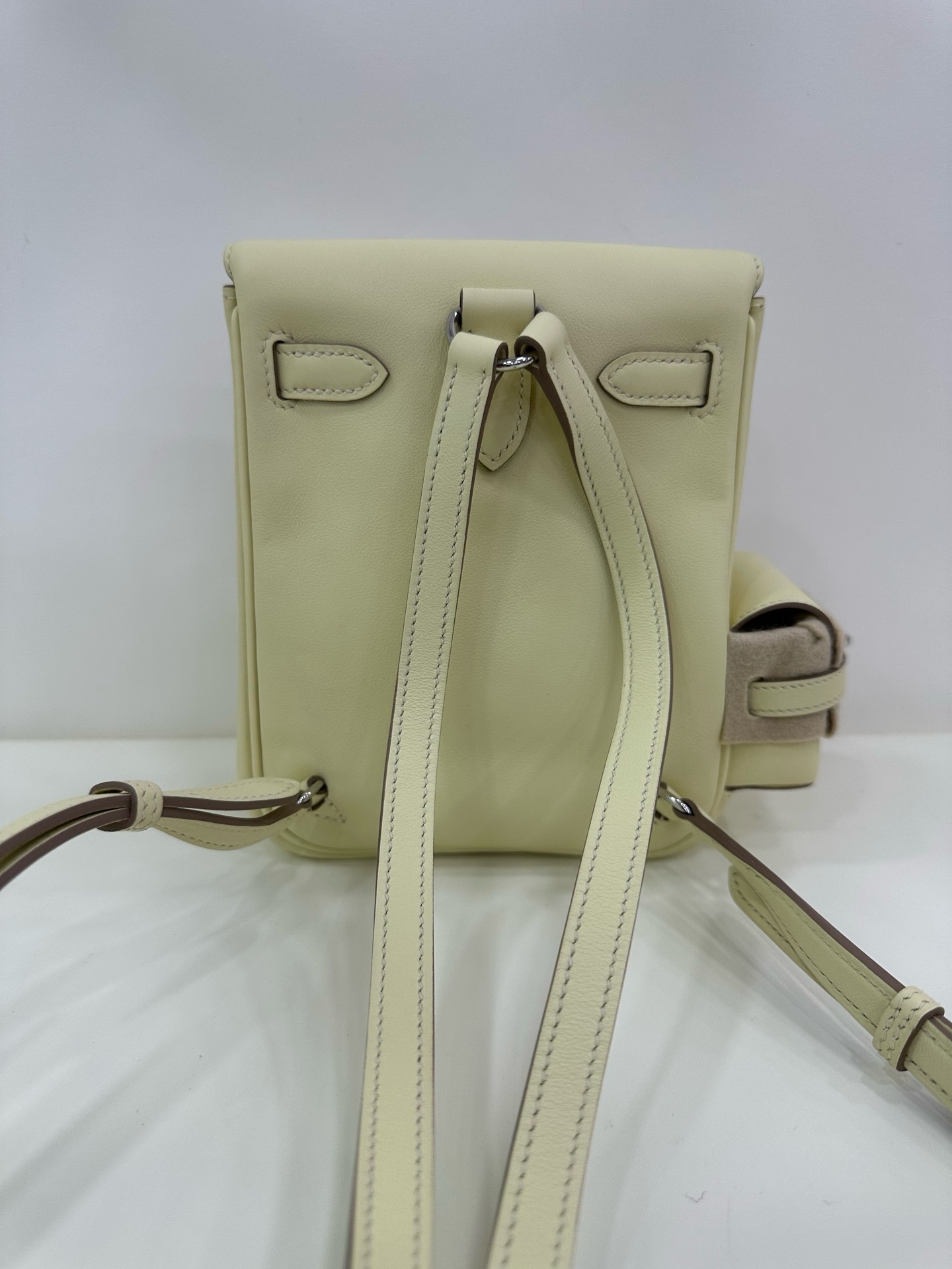 Pre-Owned HERMES Mini Kelly Jump Backpack / Stamp K / Swift皮 米爾頓黃 / Product Code: 26052201