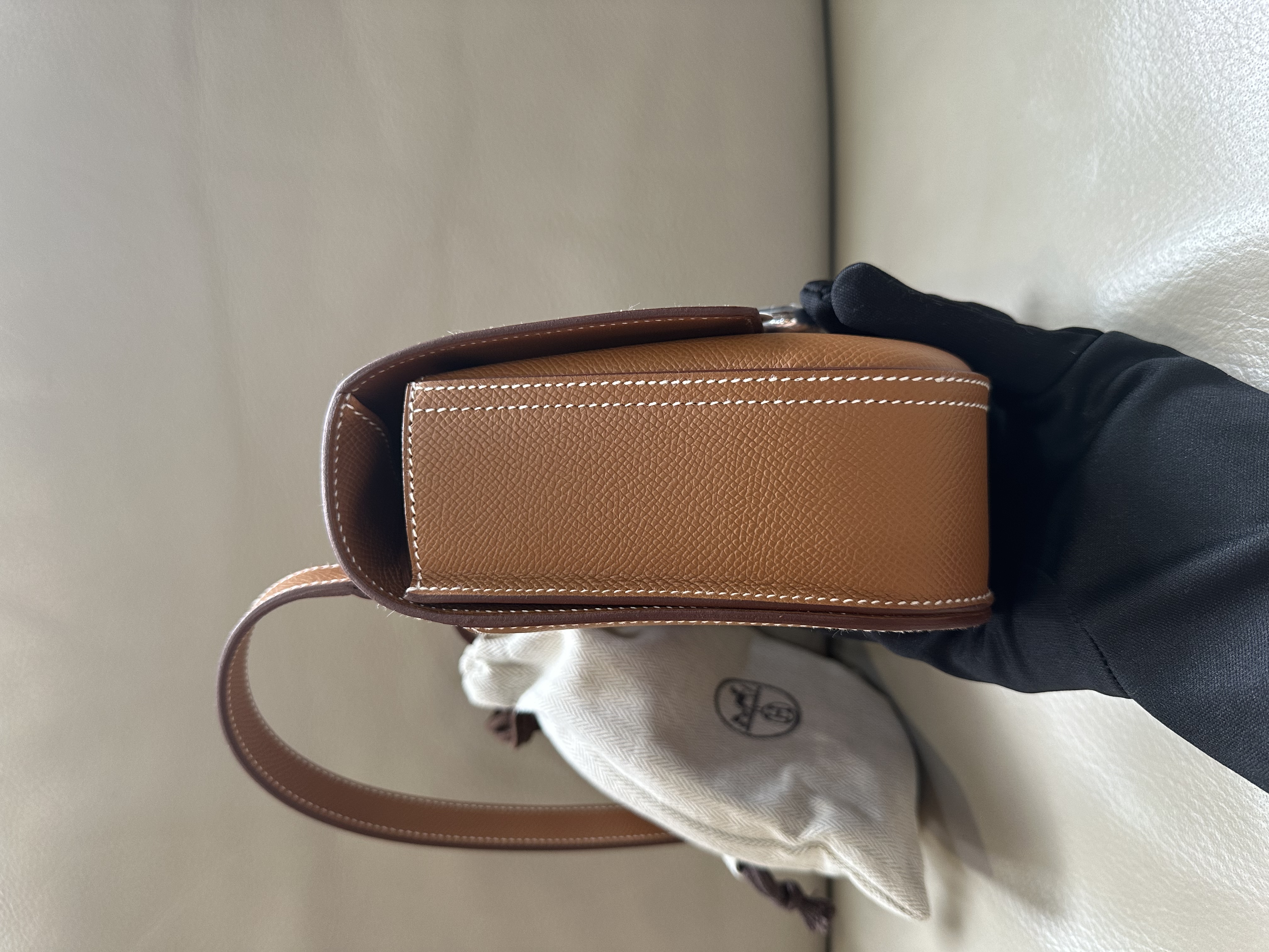 Pre-Owned HERMÉS Della mini /  Stamp W / Product Code: 26042426