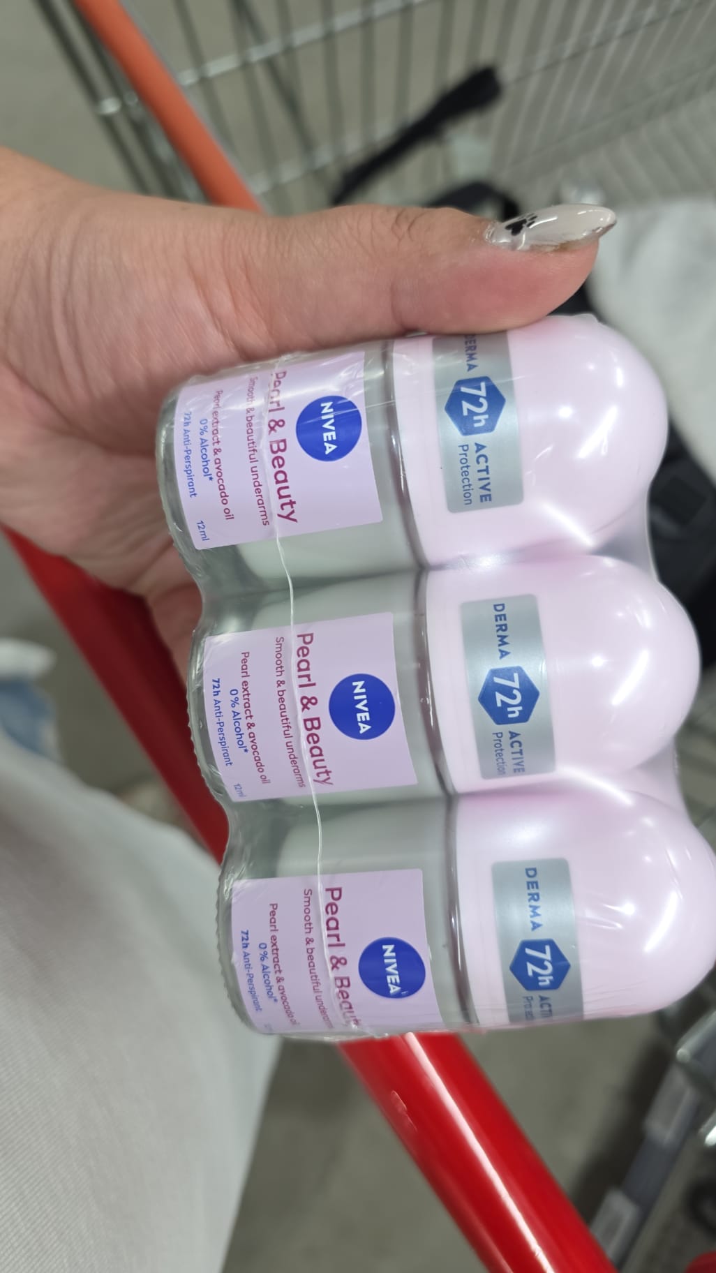 NIVEA 妮維雅珍珠柔滑止汗走珠香氛 6支裝