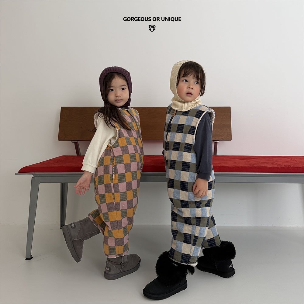 Gou | Square overall