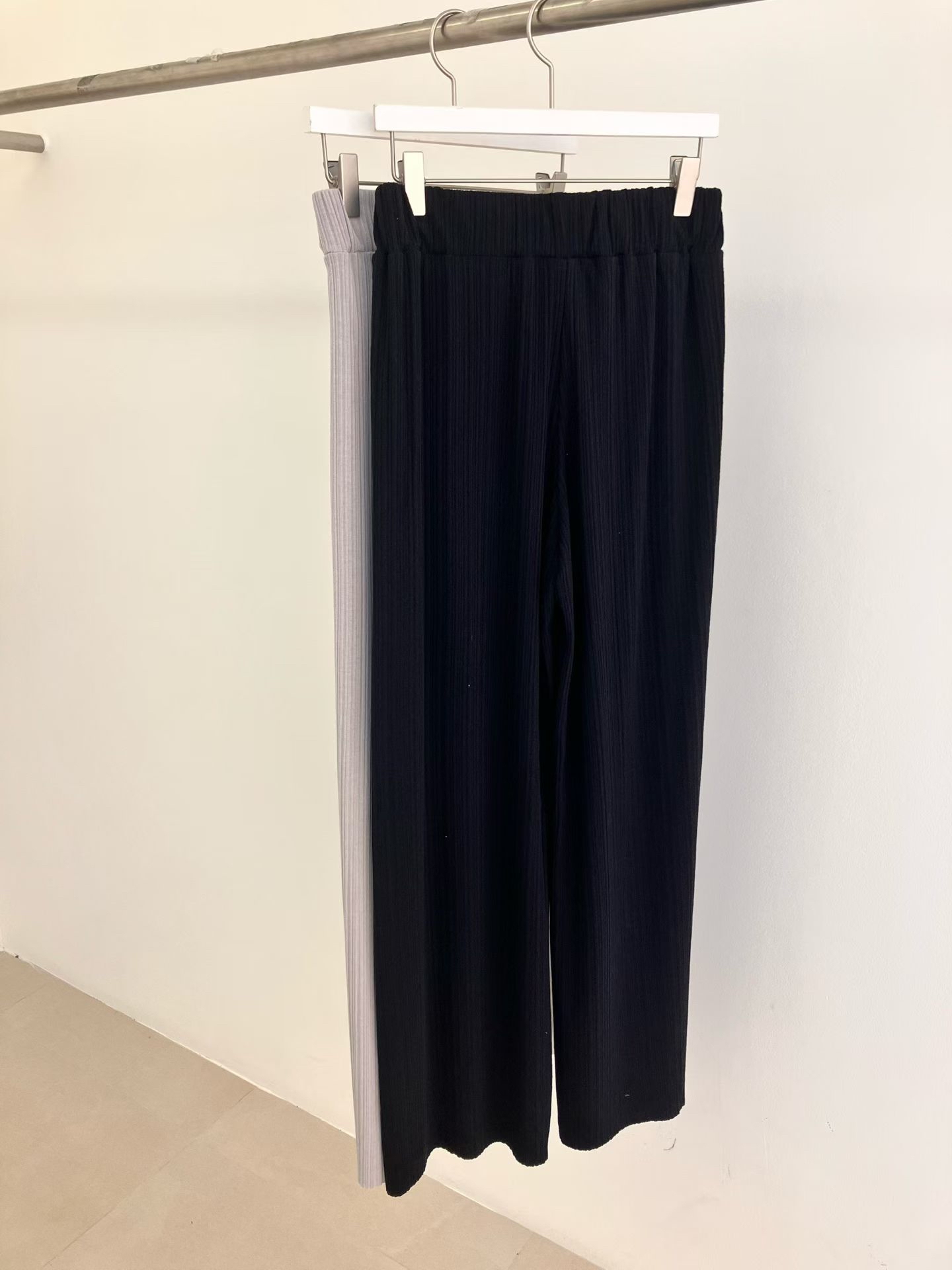 HA5 橡筋腰直紋褲