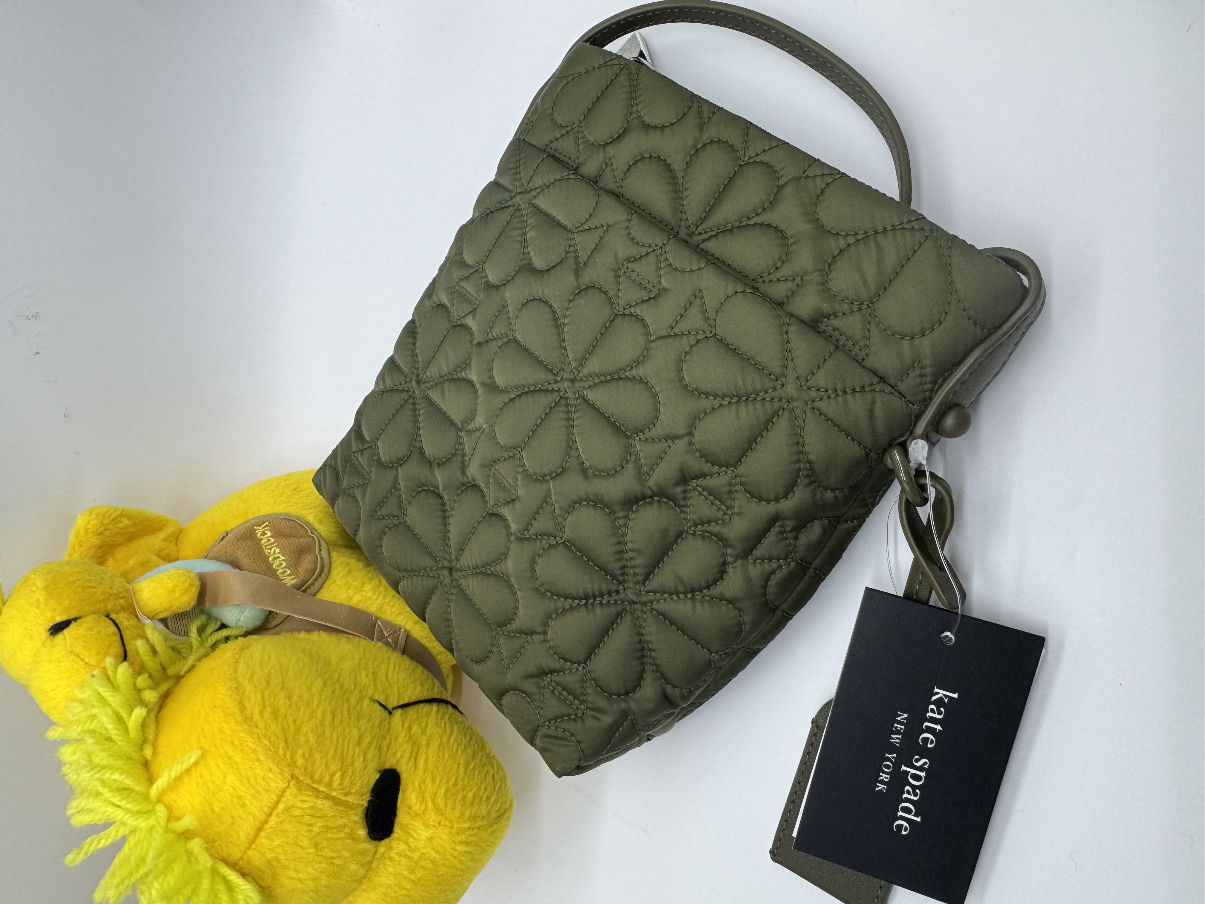 ✈️🇺🇸🇨🇦Kate Spade 四葉草🍀圖案輕巧嘅小袋現貨🤩🤩