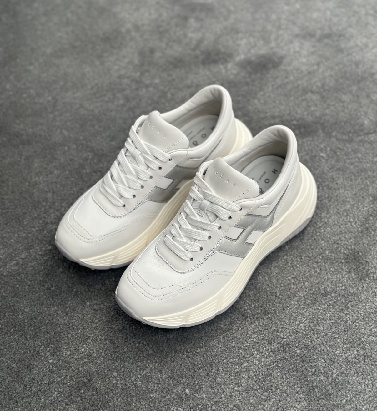 限時優惠✨訂貨📮Hogan Hi-Fi 6.5cm增高sneaker  呢隻色巨好襯🤭🤭 Size 35/36-39/40