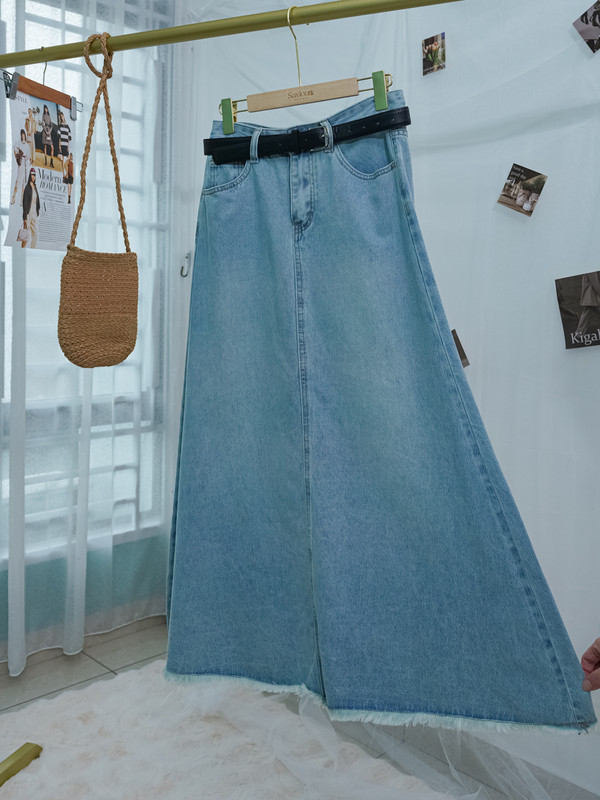 High-Waisted A-Line Denim Skirt with Belt ‖ 高腰A字牛仔半裙（附皮带）KR03108115