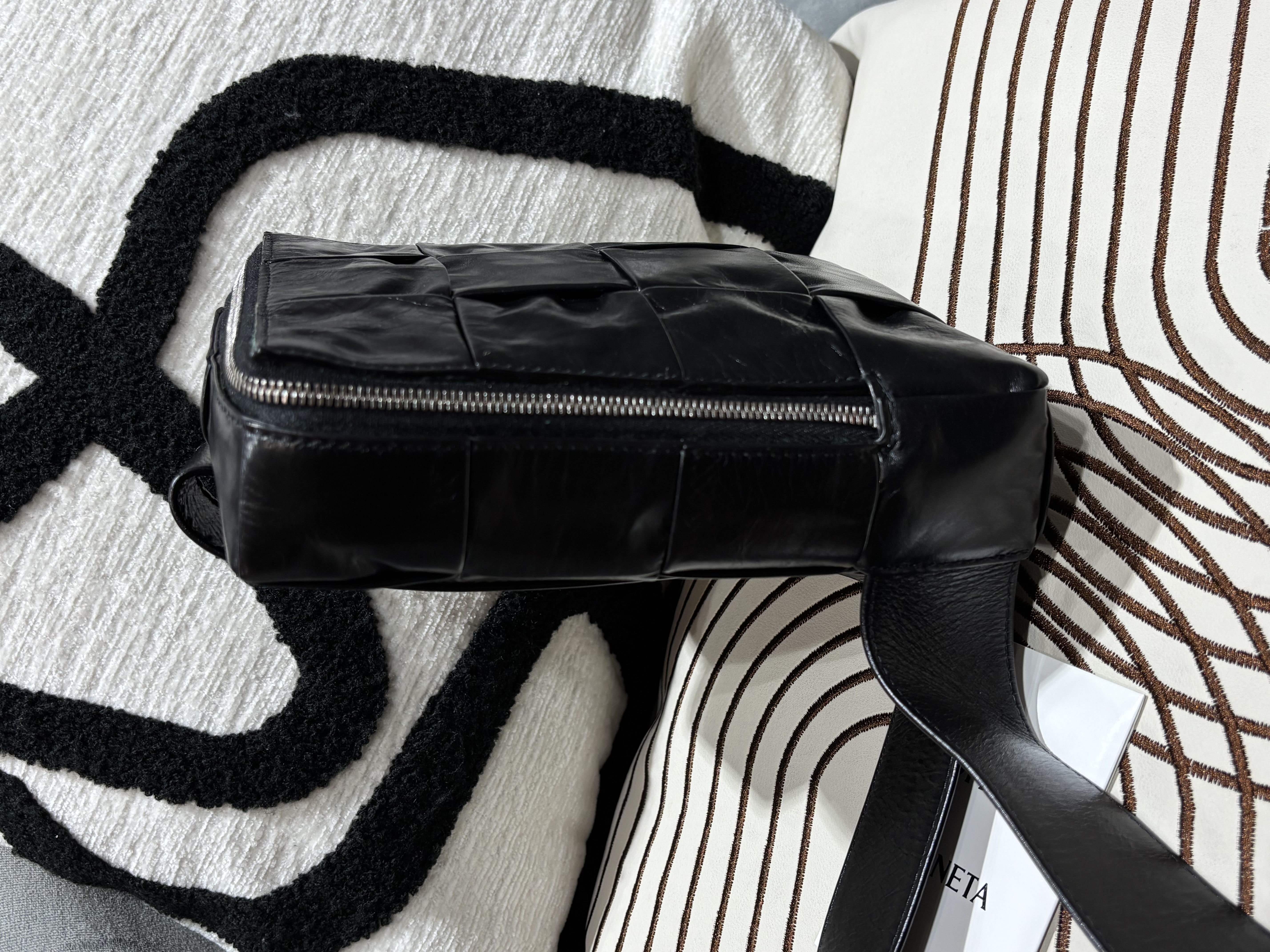 Bottega Veneta BV waist bag Cassette Sling Crossbody Bag Black ✨ 100%Authentic, 98%new ✅Booklet ✅Dust bag