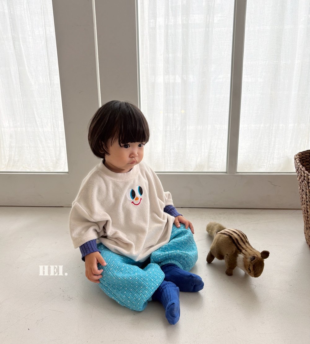 Hei | Peek-a-Boo T-Shirt