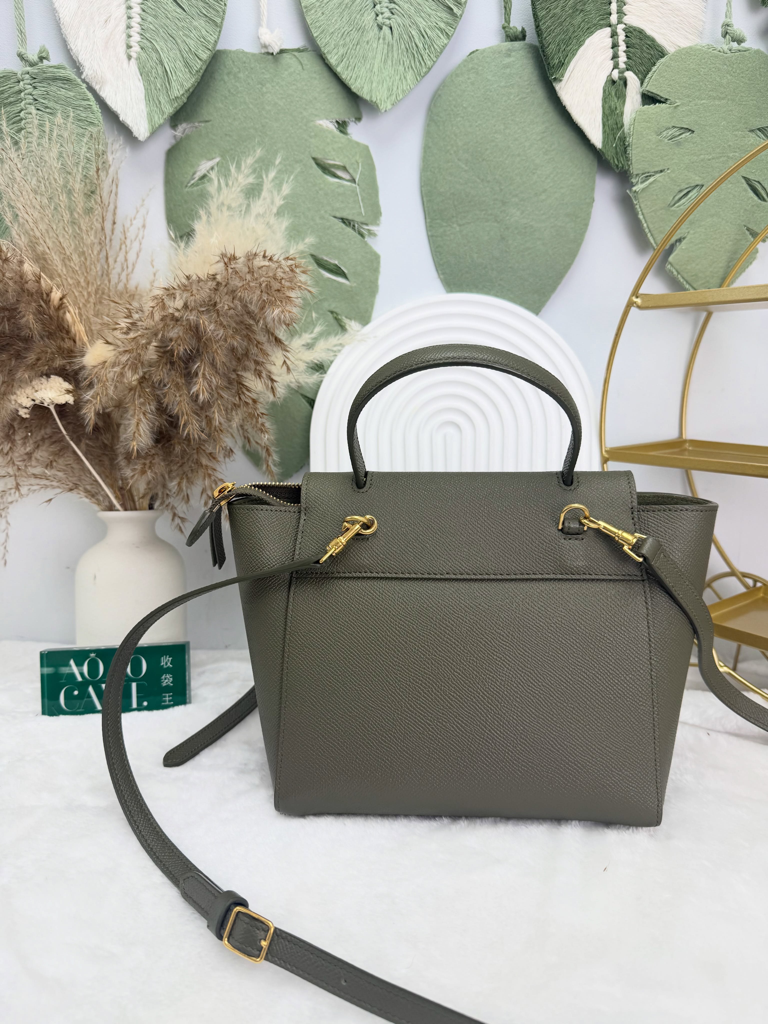 Celine👜 PRE OWNED 🛍️💚Belt Nano軍綠色金扣 有塵袋💼 