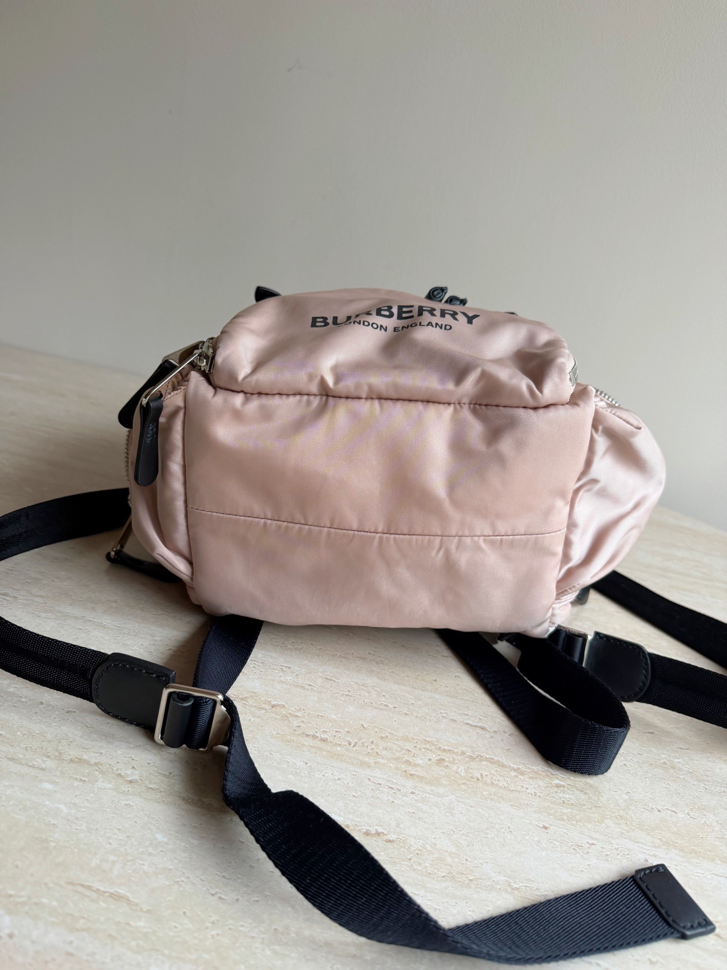 【預訂貨品】Burberry粉色尼龍拼皮書包