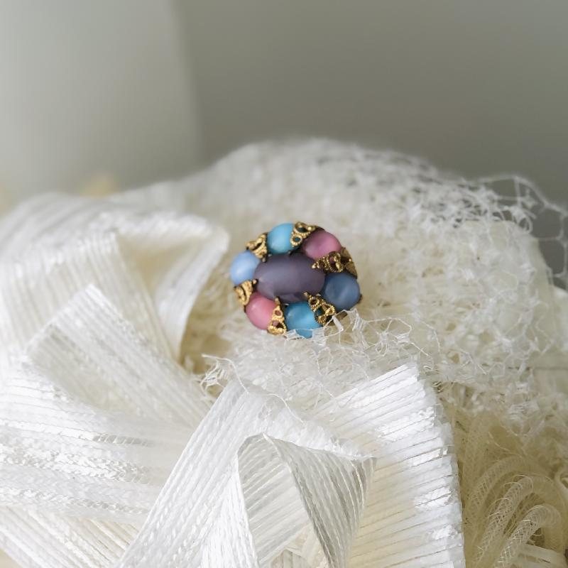 RARE! Mid-Century Czechoslovakian Pastel Glass Collar Brooch(MT589)