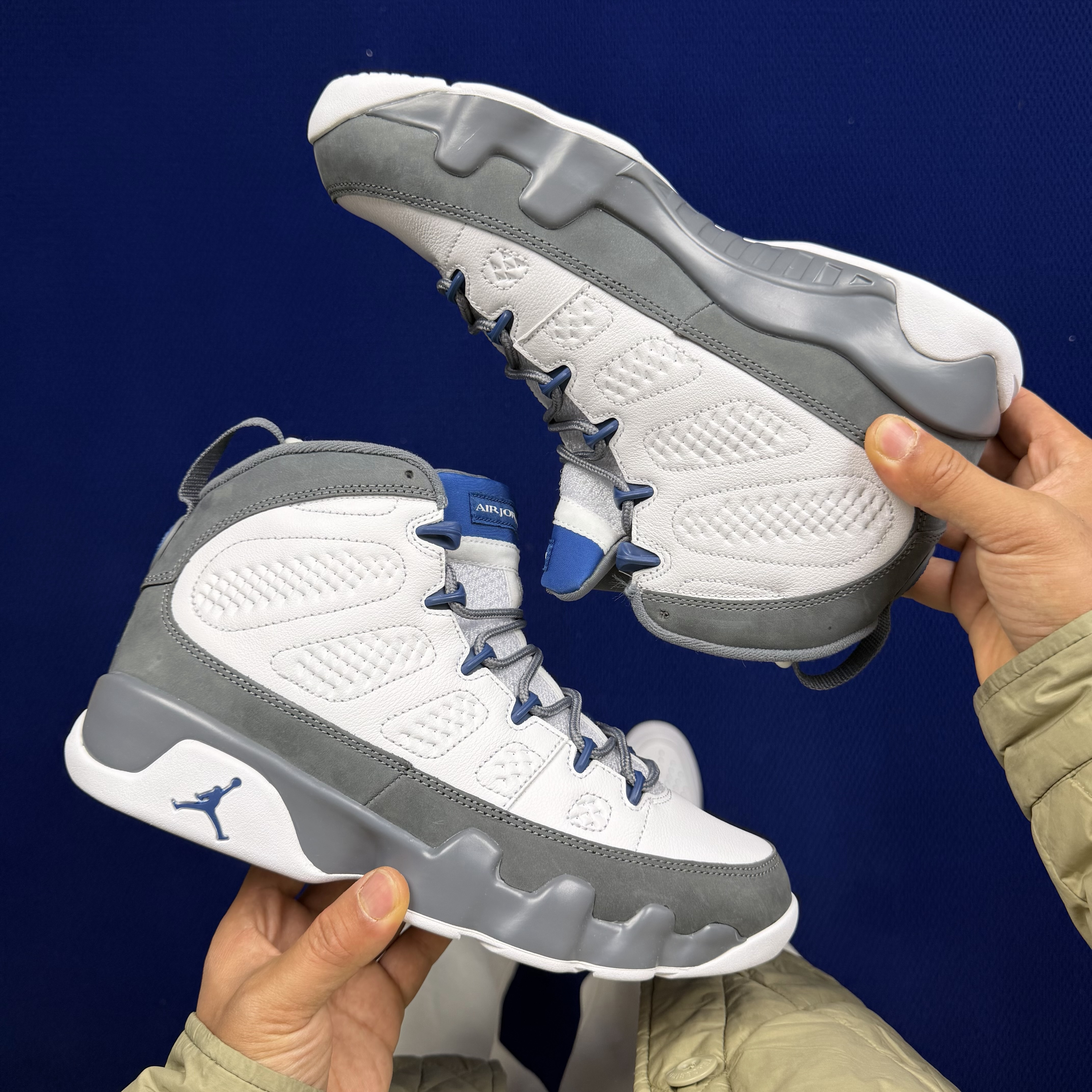 Nike Air Jordan 9 Retro "Flint Grey/French Blue" HV4794-100