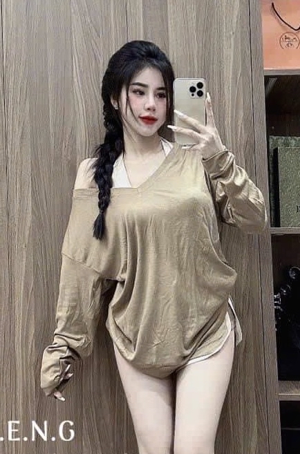 時尚V領寬鬆上衣搭配短褲三件套