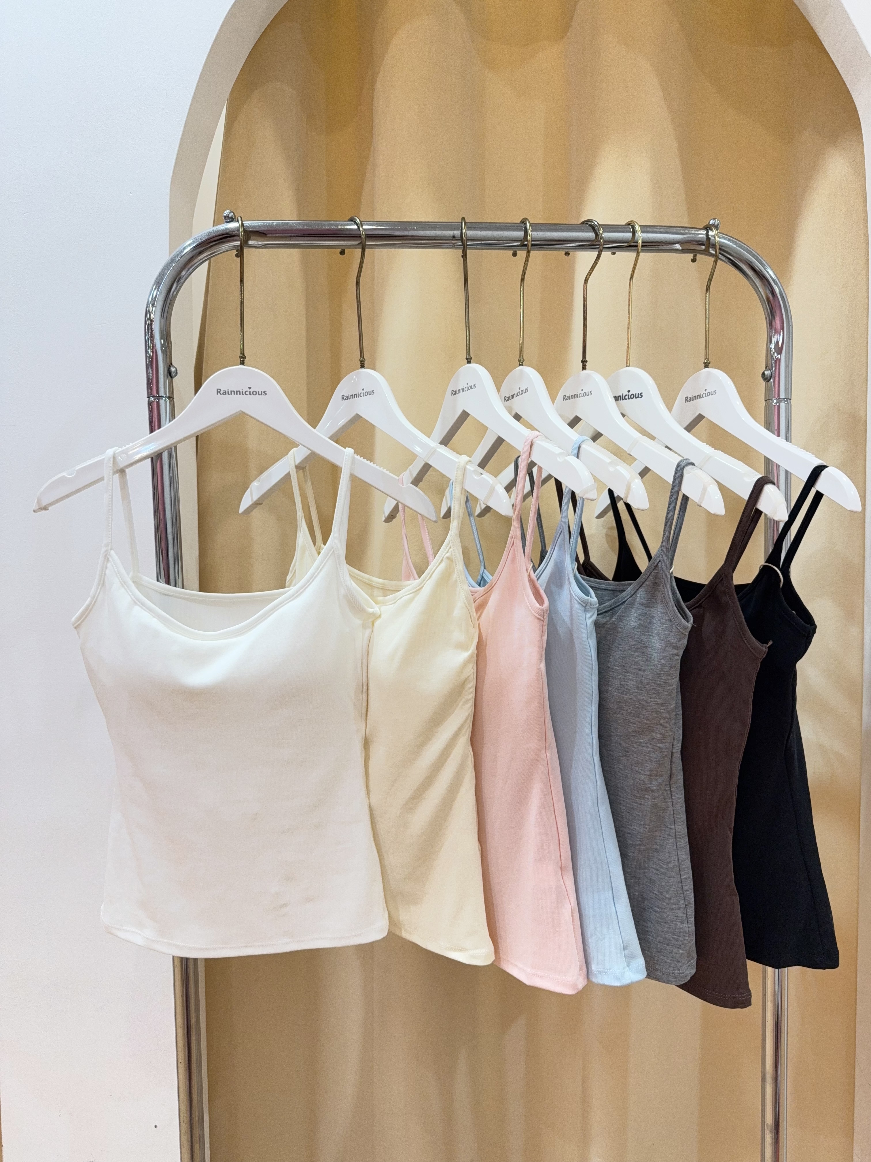 纯色天丝棉吊带长款胸垫背心 R3017