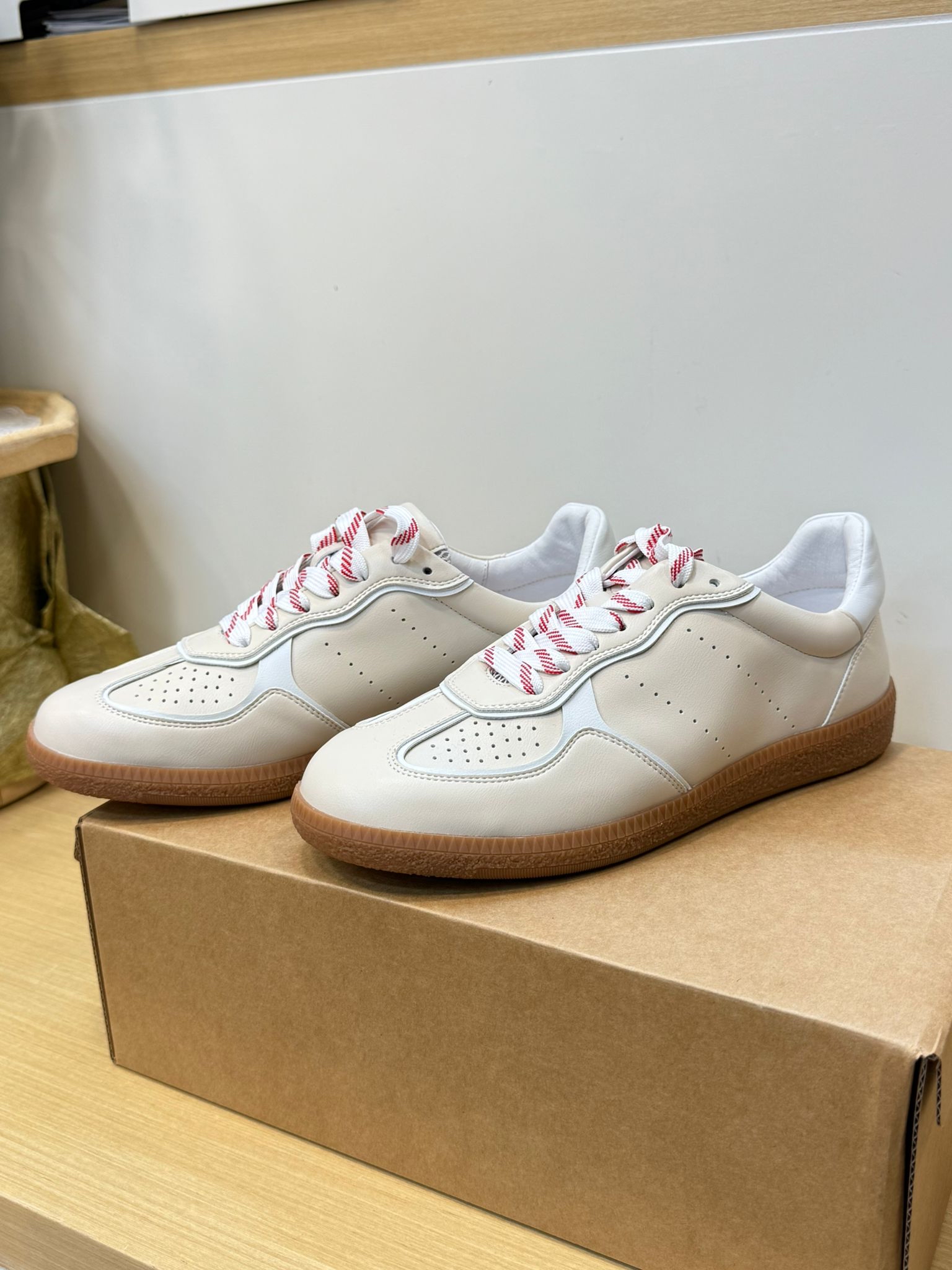 日本真皮鞋 M205498