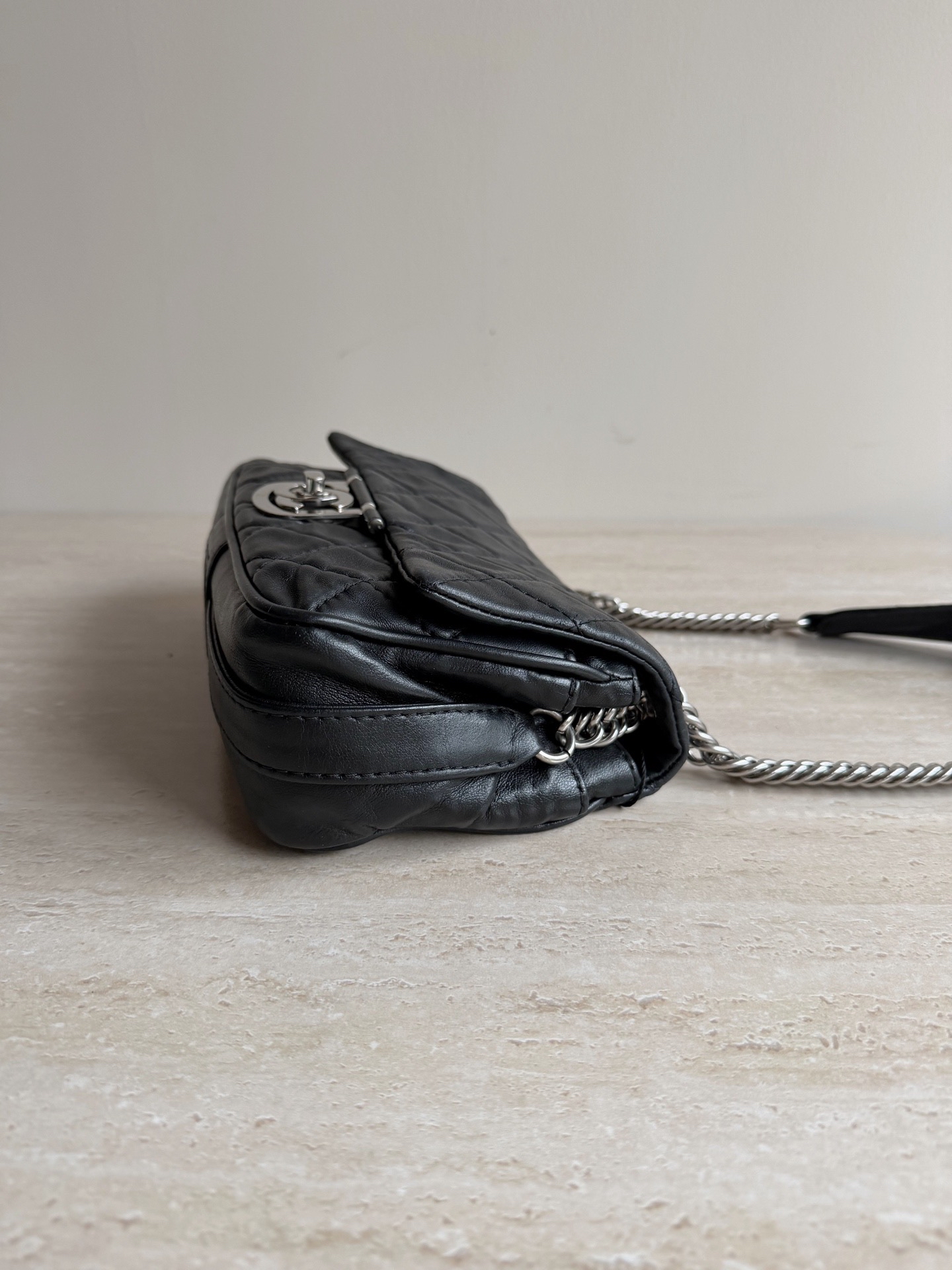 【預訂貨品】Chanel黑銀羊皮愛丁堡腋下包