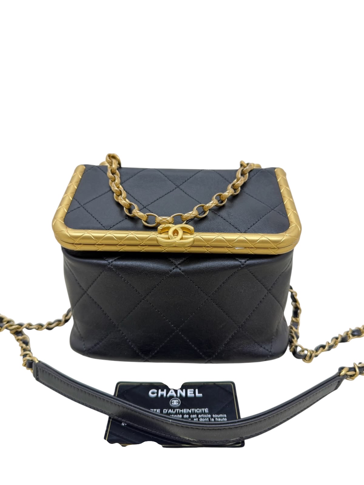 Pre-Owned CHANEL Kiss-Lock Bag / Product Code: K08173