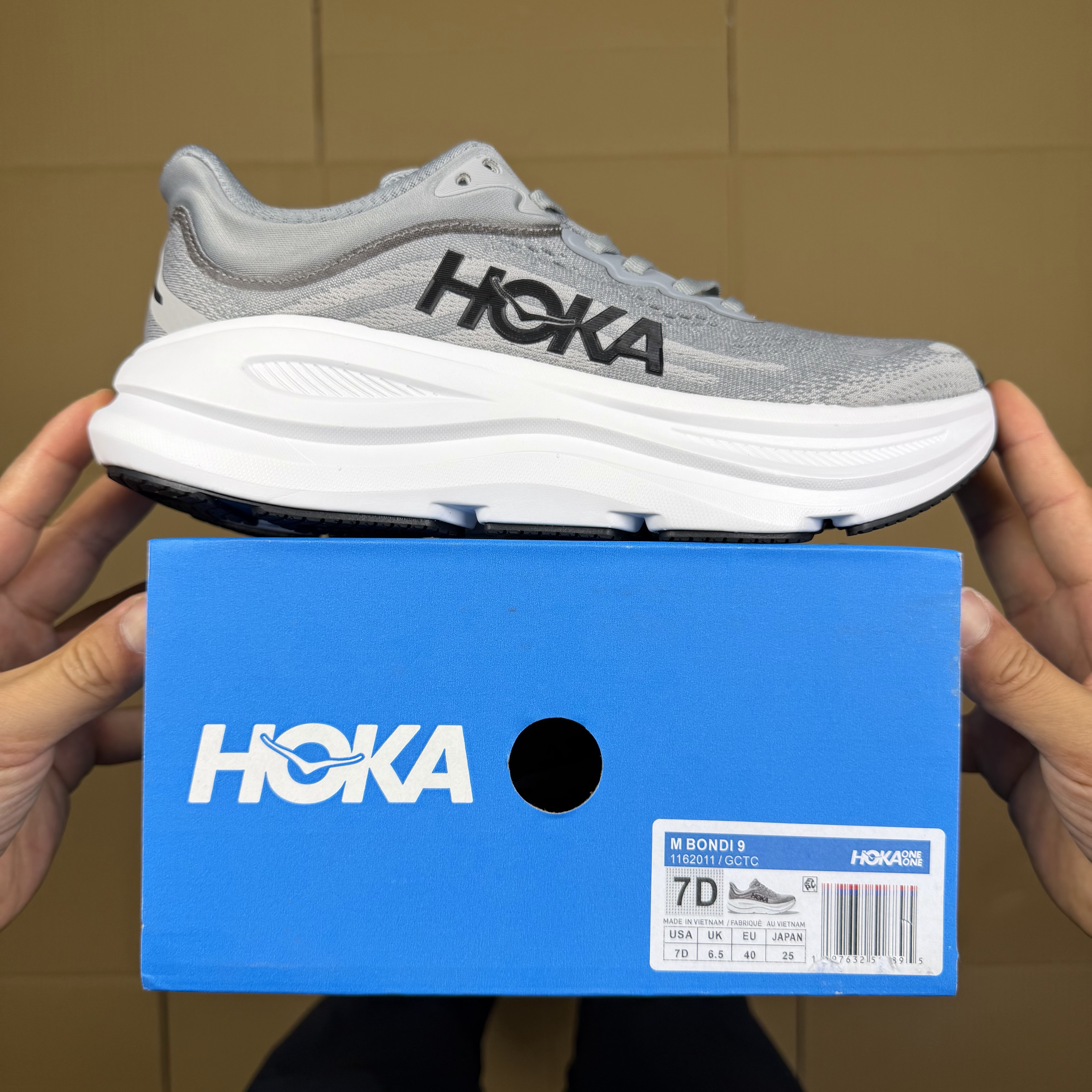 Hoka One One Bondi 9 