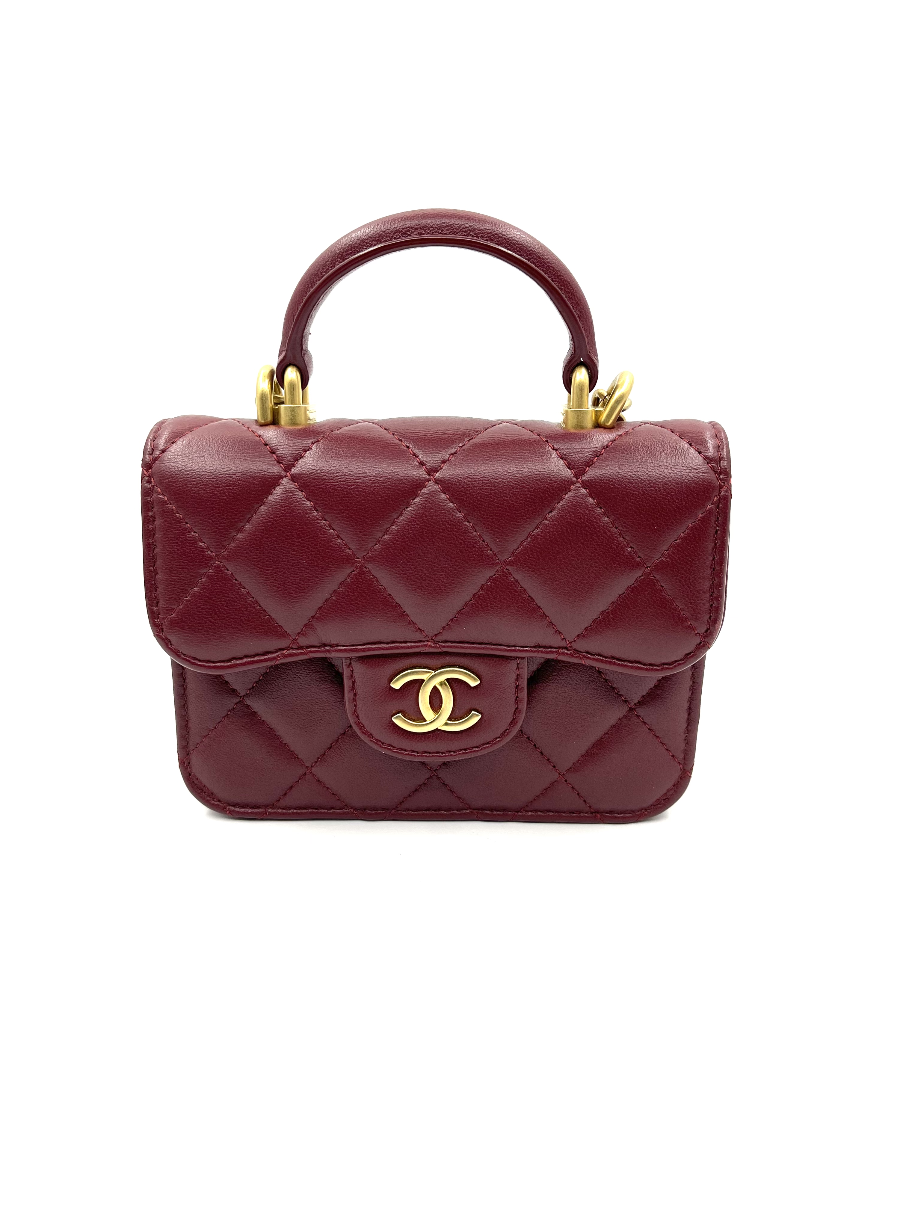 Pre-Owned CHANEL Burgundy Quilted Lambskin Leather Top Handle Mini Card Holder / Product Code: 2472902