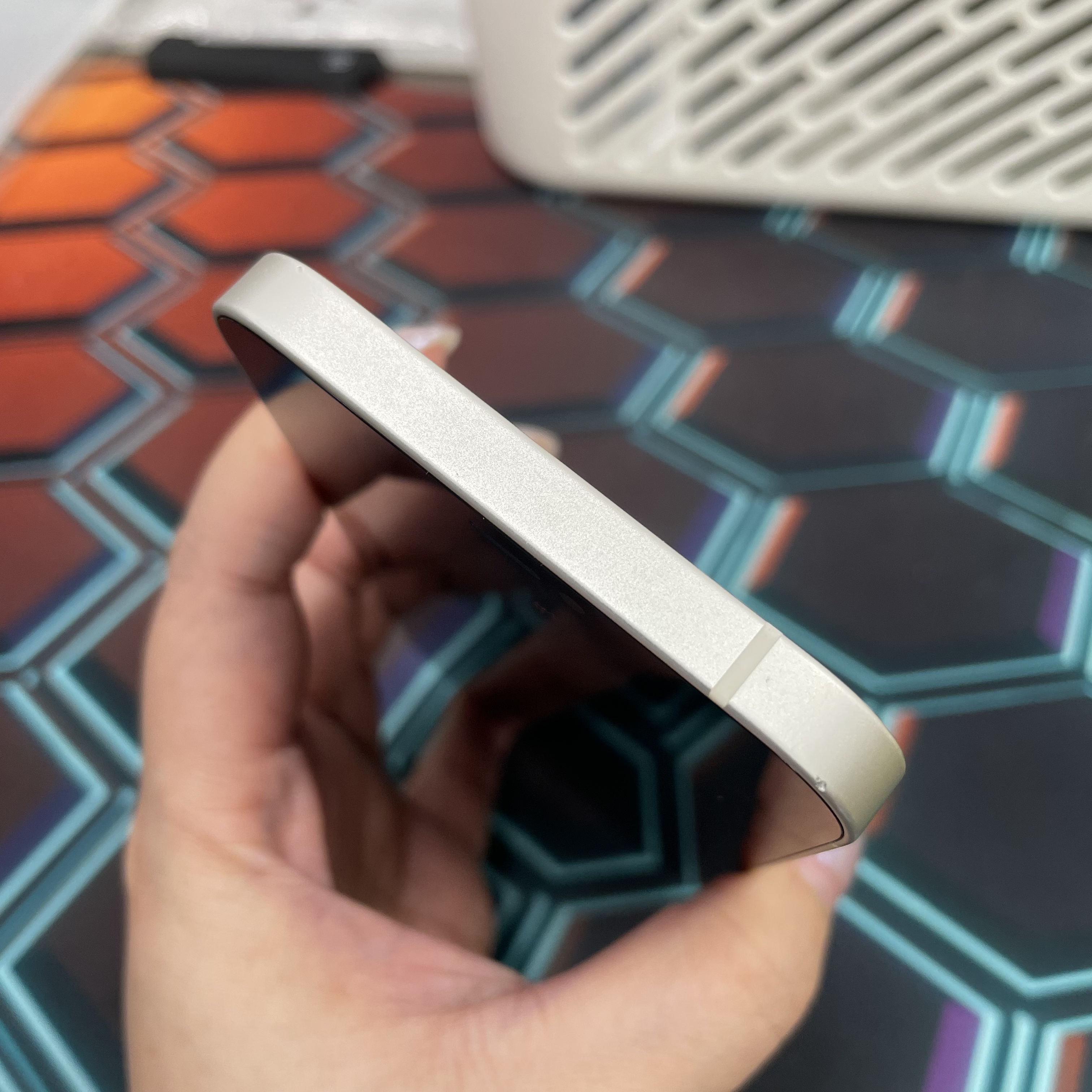 *7169 12 靚機 128GB 電84 白色 white