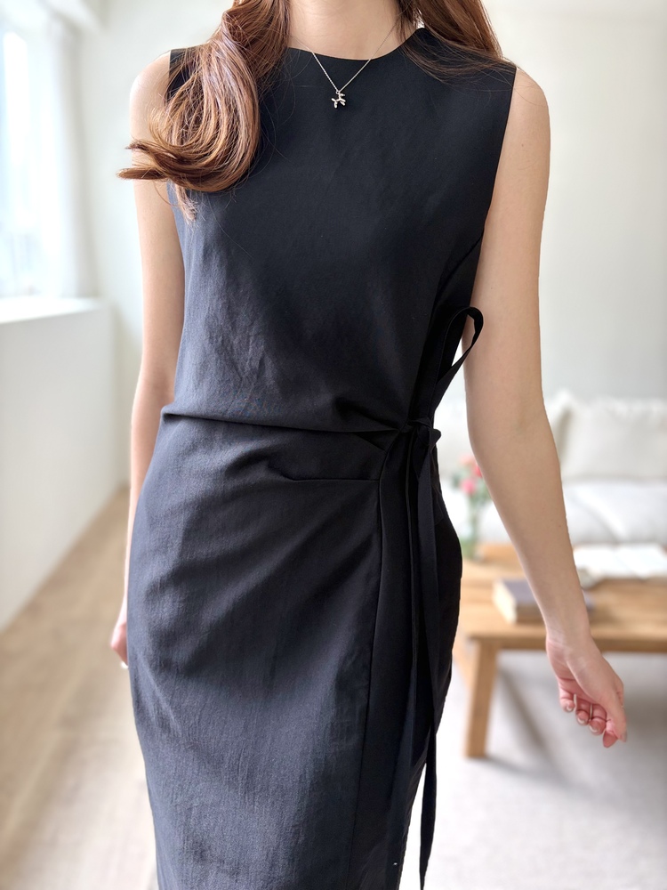 Gathered Waist Tie Dress (Black)