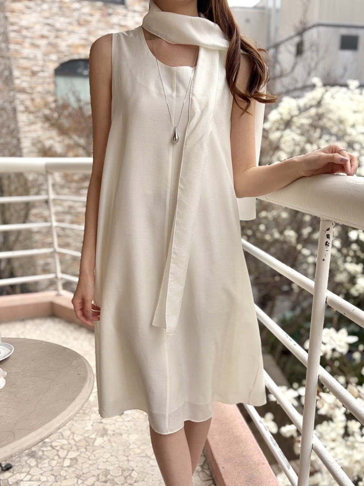 The Flowy Scarf-Detail Dress (Ivory)