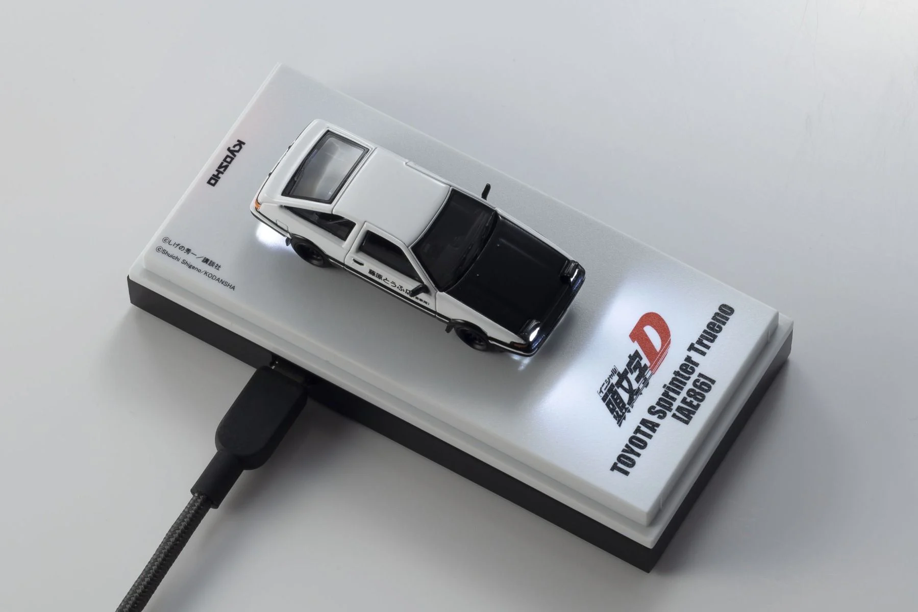 [有燈] Pre Order - Kyosho (07133LA) 1:64 INITIAL D TOYOTA SPRINTER TRUENO (AE86) With LED｜ 預訂優惠價 Pre-Order Price: HK$189