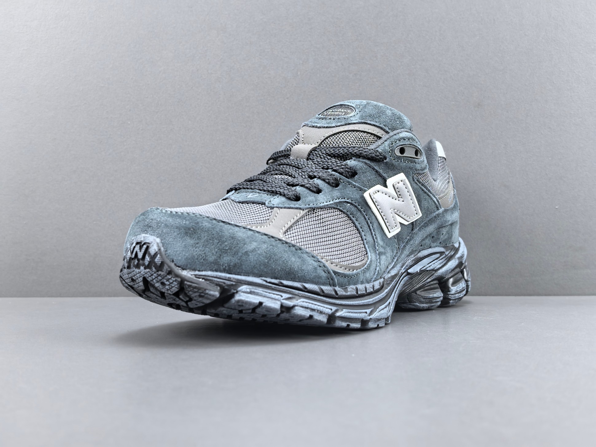 New Balance 2002R ML2002RBV