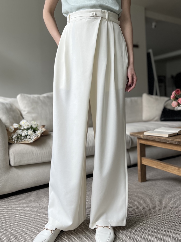 Asymmetric Wrap-Line Slacks (Ivory)