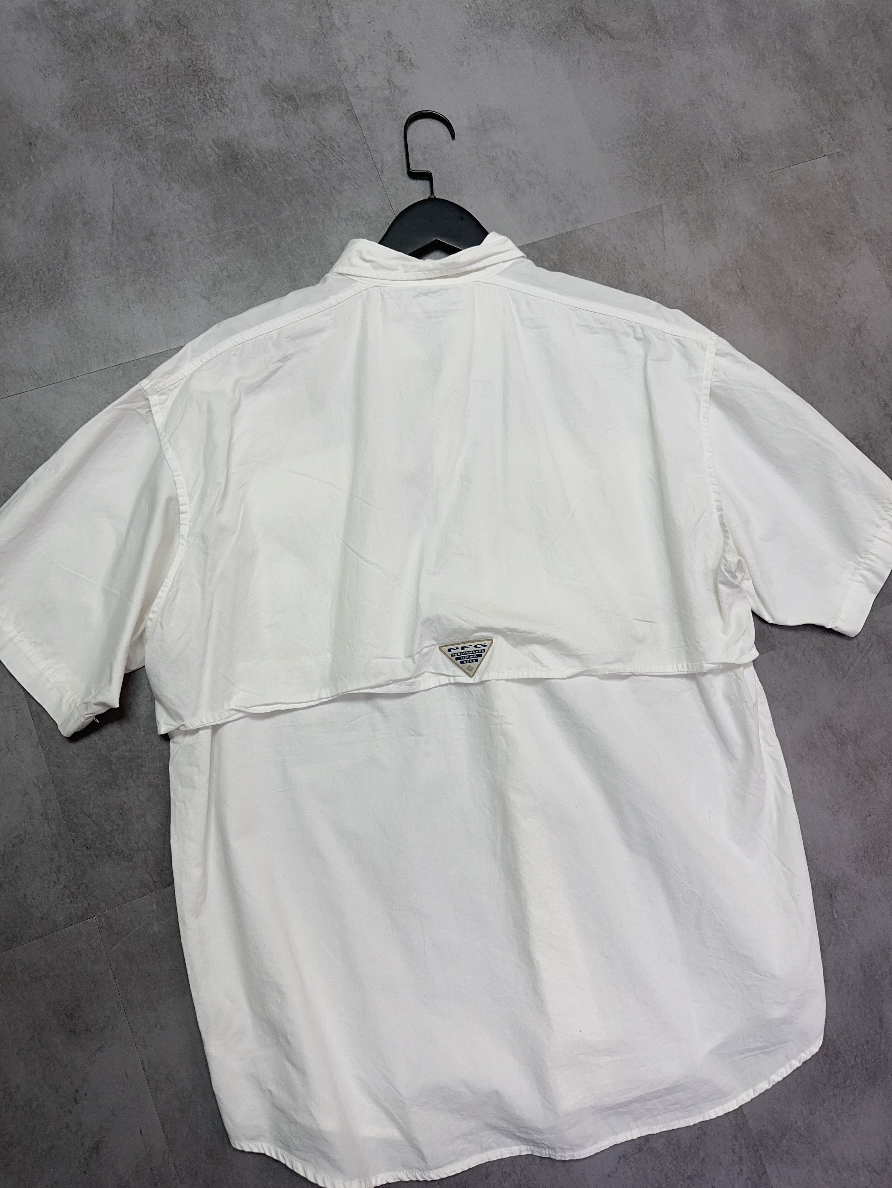Columbia Shirt -M