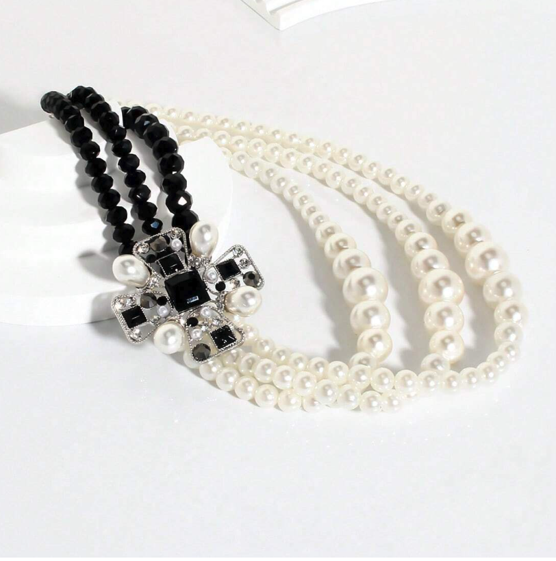 Statement B&W Pearl Necklace