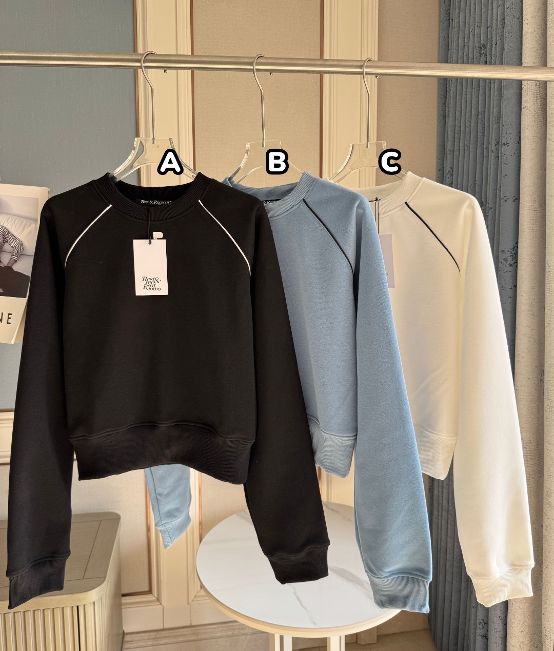 Rest & Recreation 短款圓領衛衣