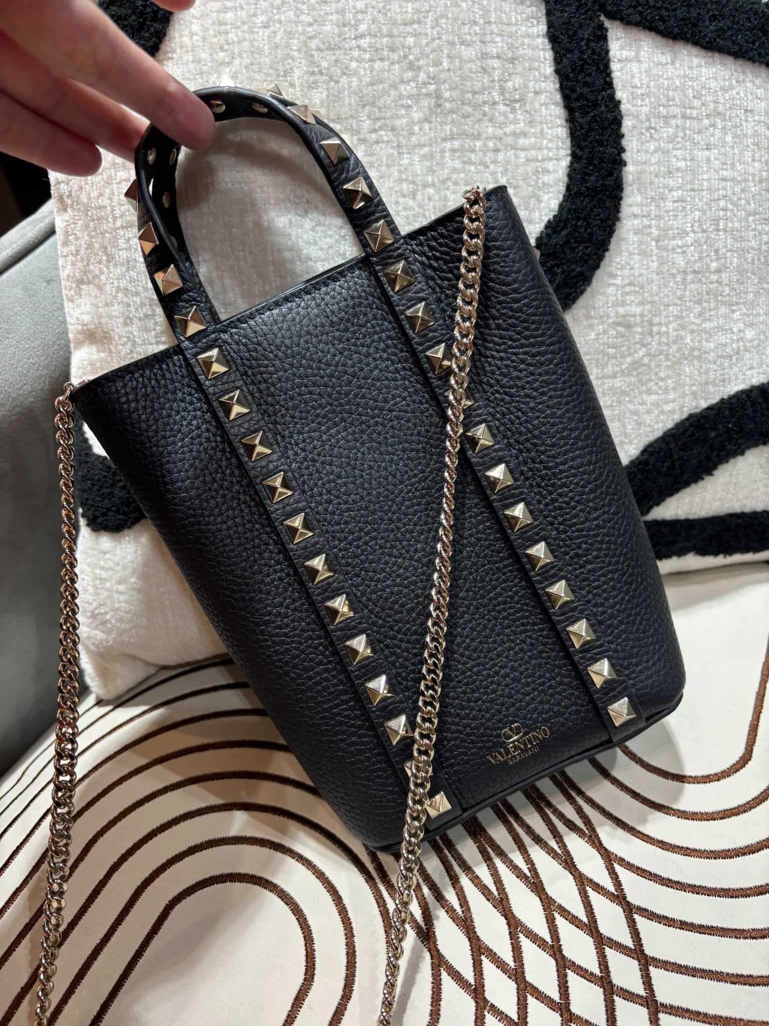 Valentino Mini Bucket 2Way Bag 黑色 100%Authentic, 99%New
