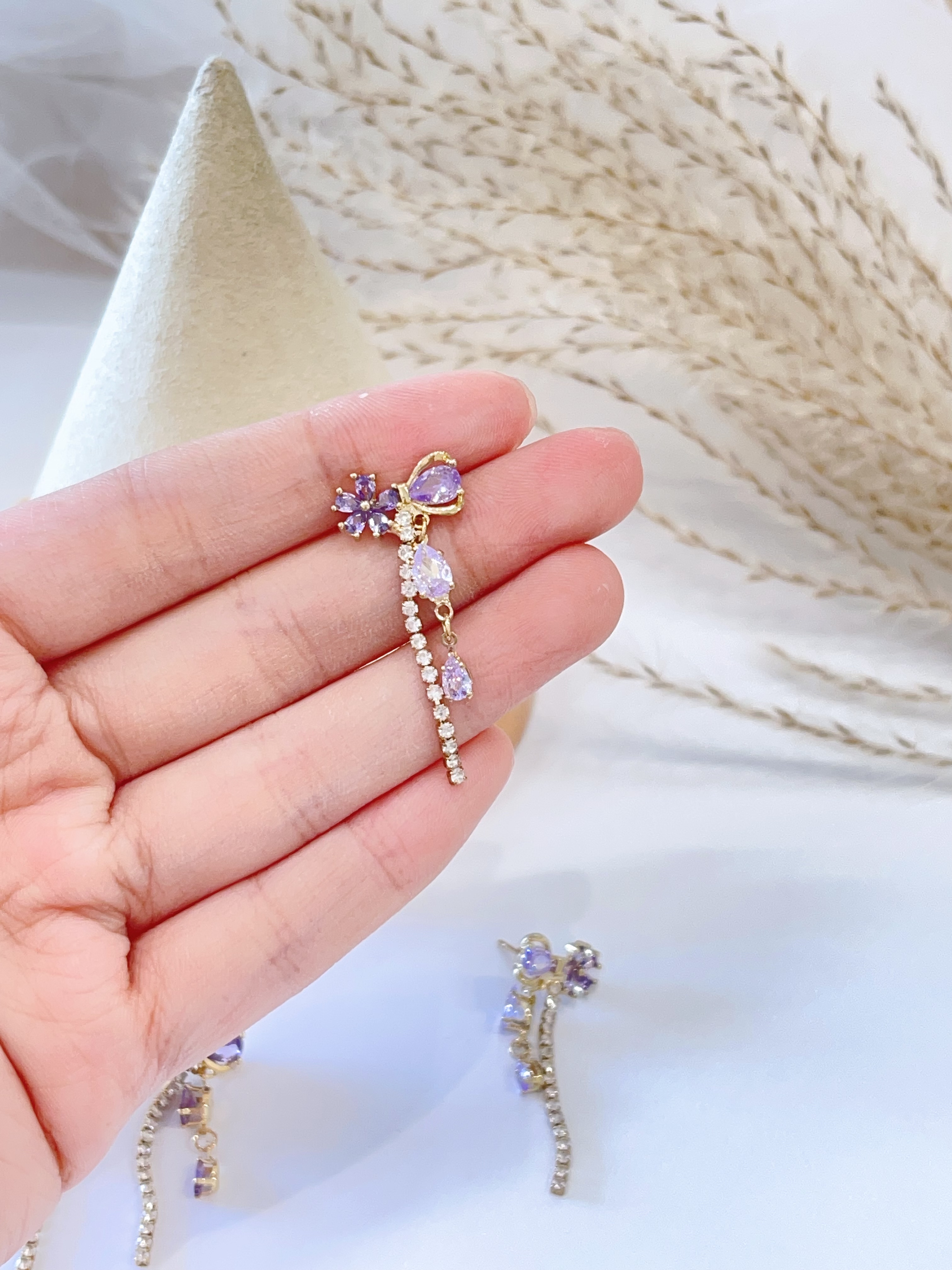 紫色控~! 紫色锆石蝴蝶结小花耳环