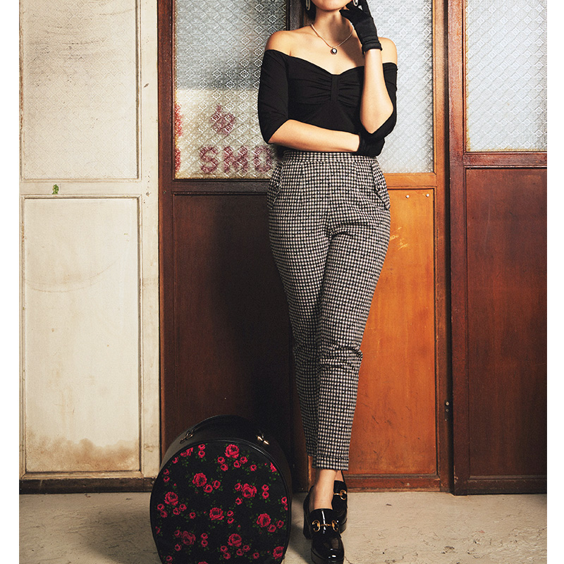 (Last M) 1950s Inspired Pin-Up Off Shoulder Black Top (FM123)