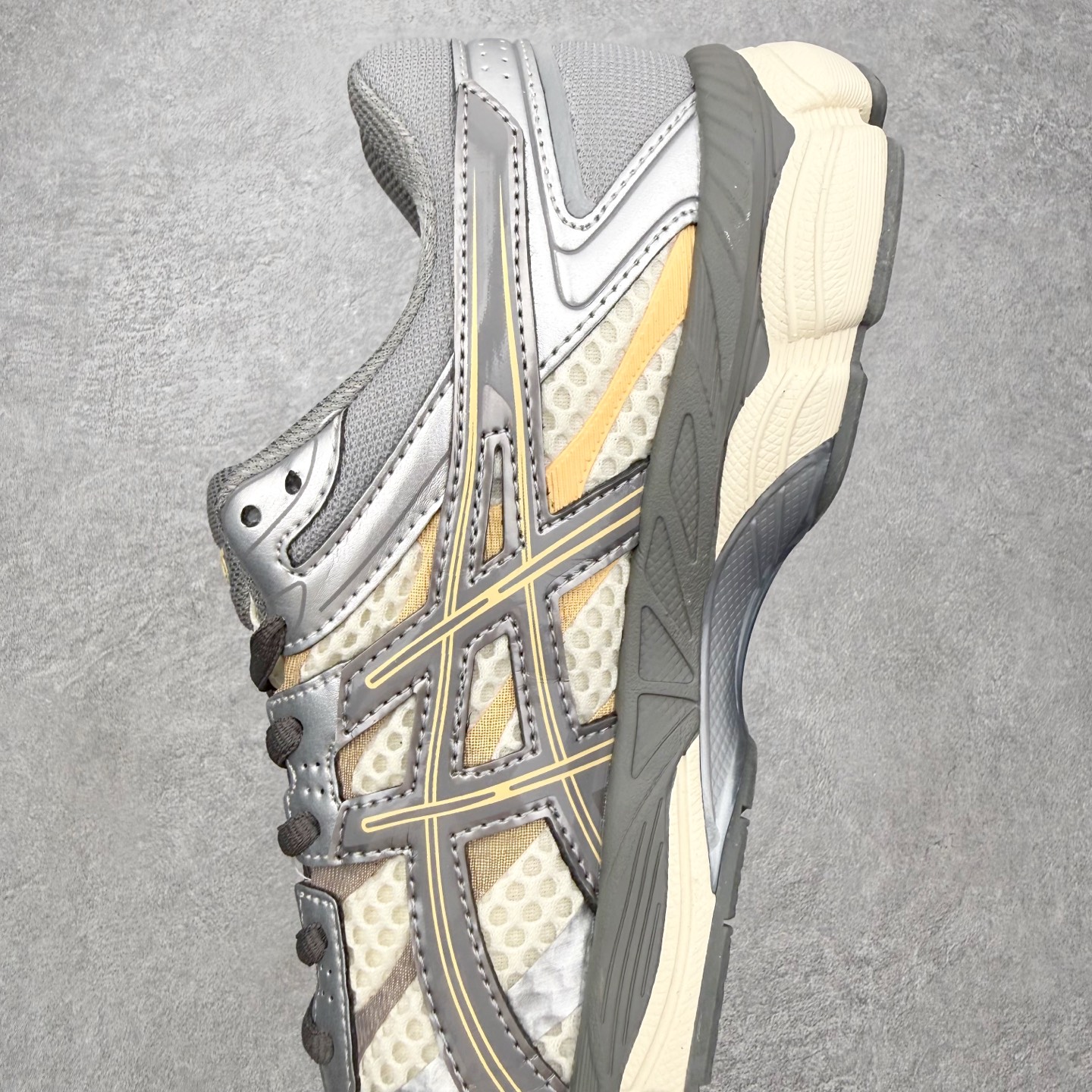 Asics Gel-Cumulus 16